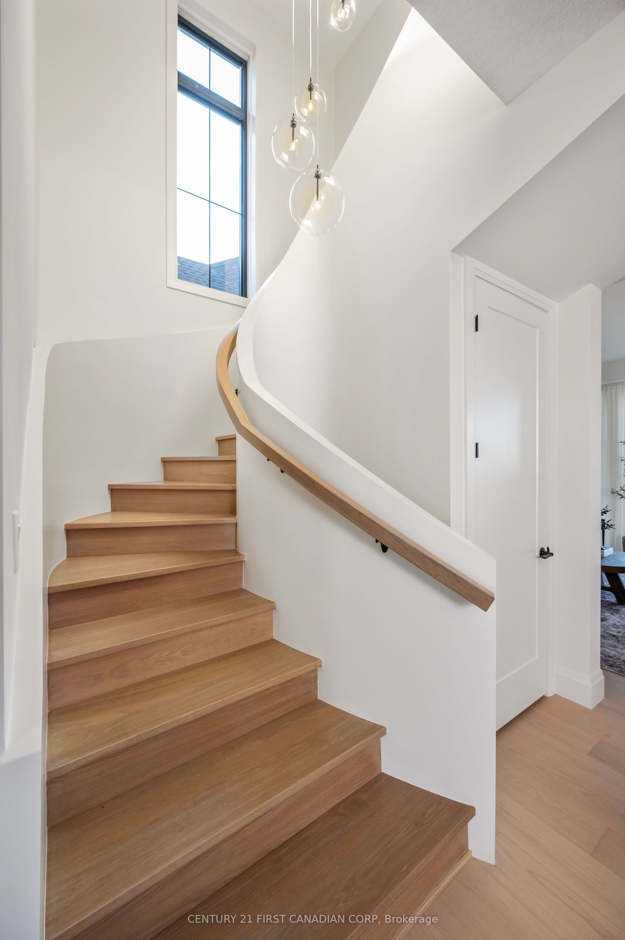863 White Pine Street Property Photo 7