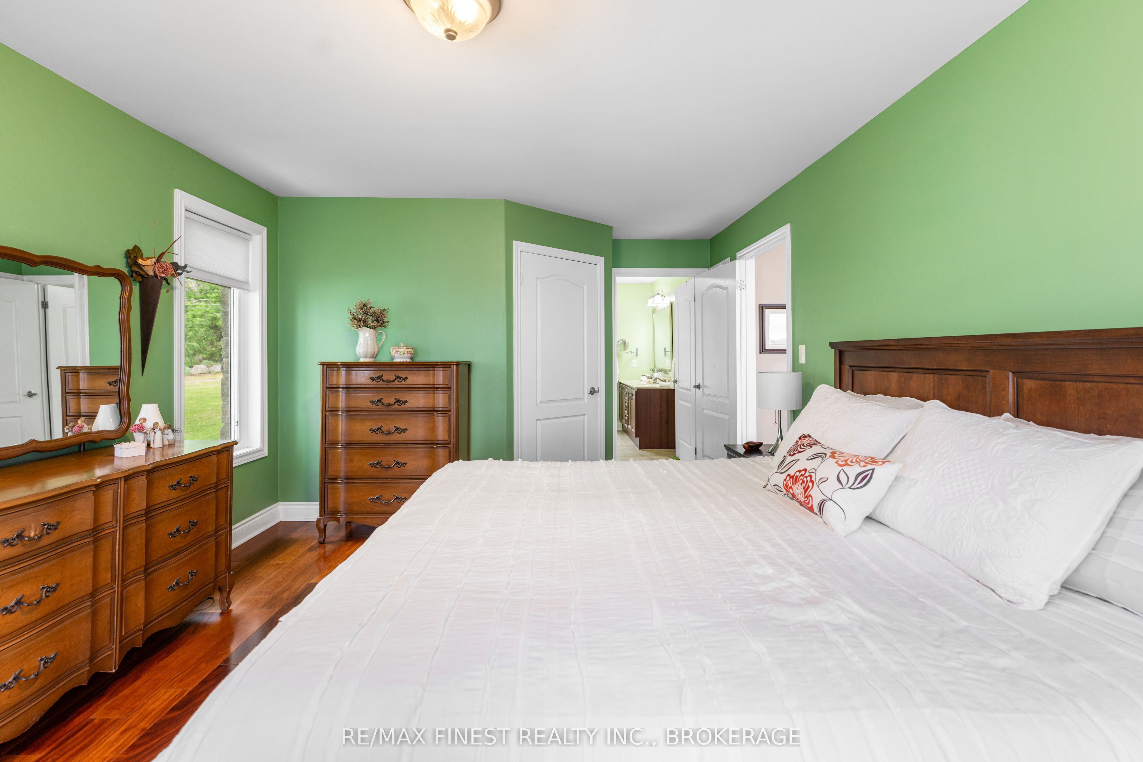 121 Hickory Lane Property Photo 11