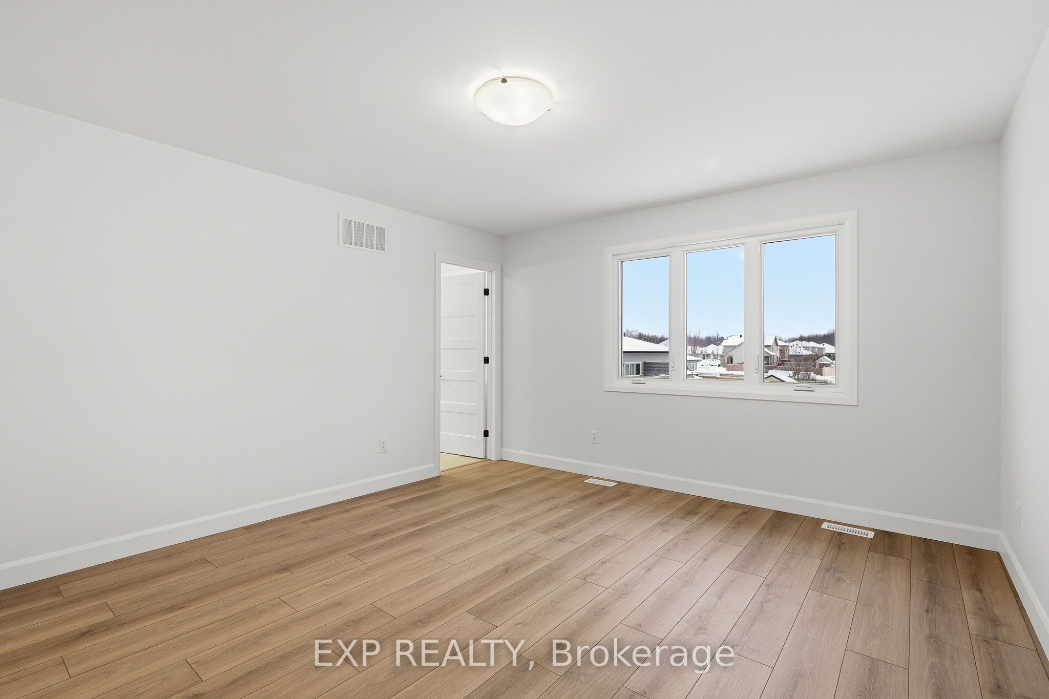 136 Elizabeth Street Street Property Photo 19