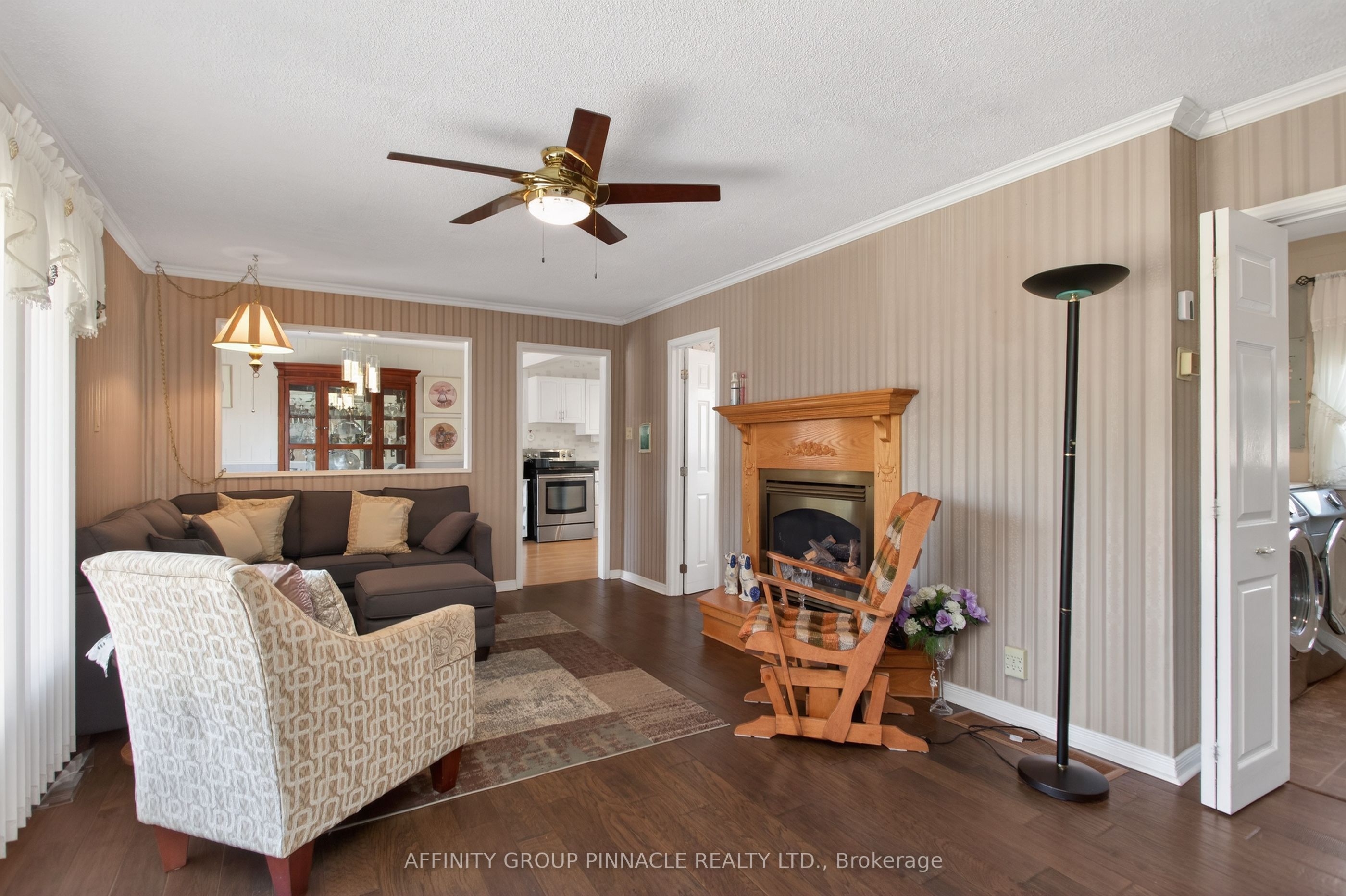 272 Crosby Drive Property Photo 5