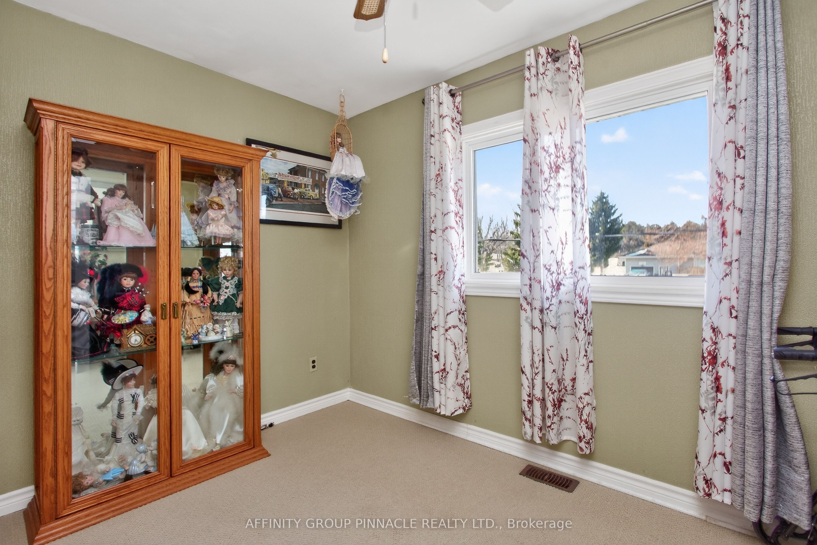 272 Crosby Drive Property Photo 18