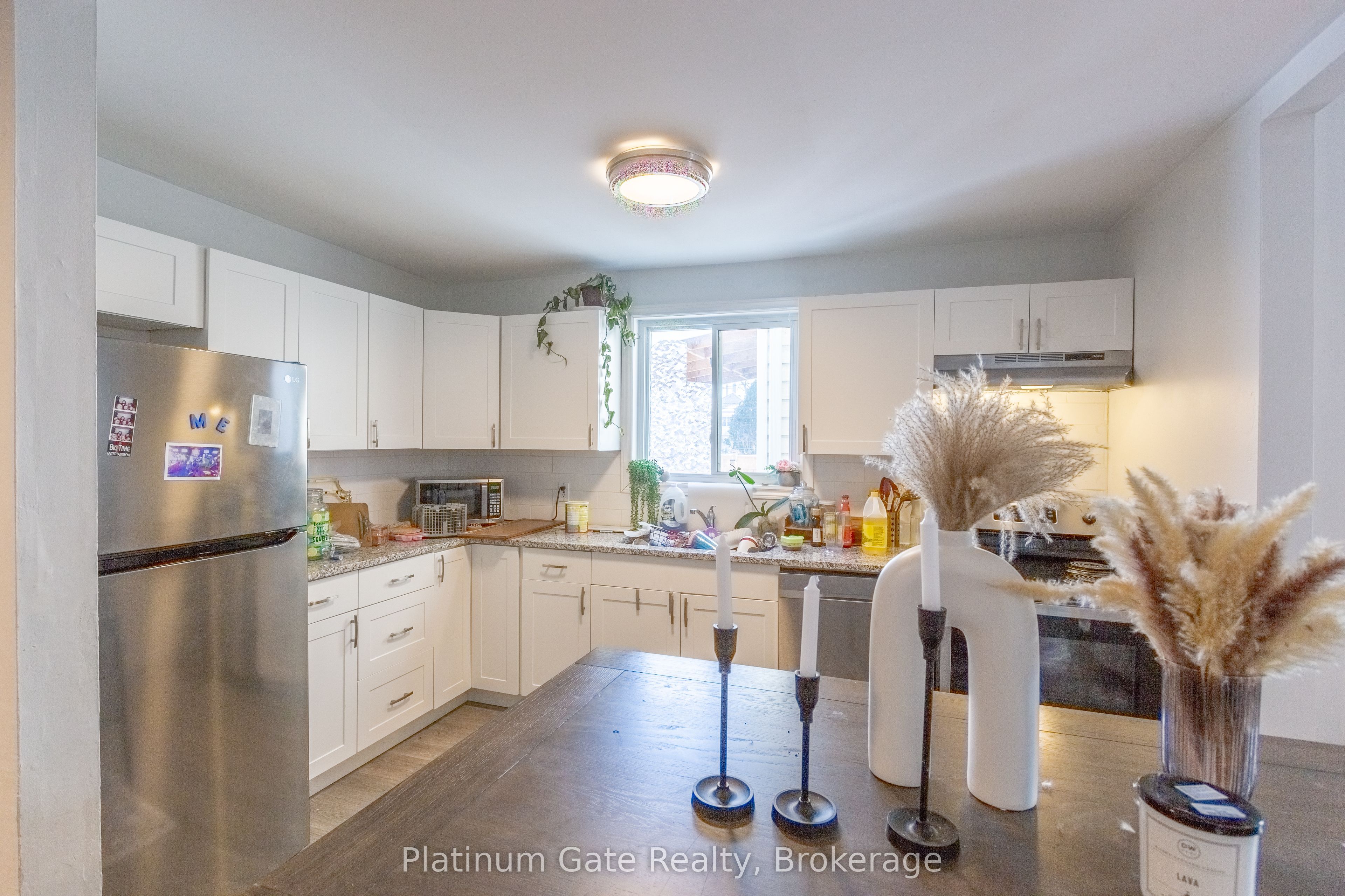 1036-40 Gladstone Avenue Property Photo 8