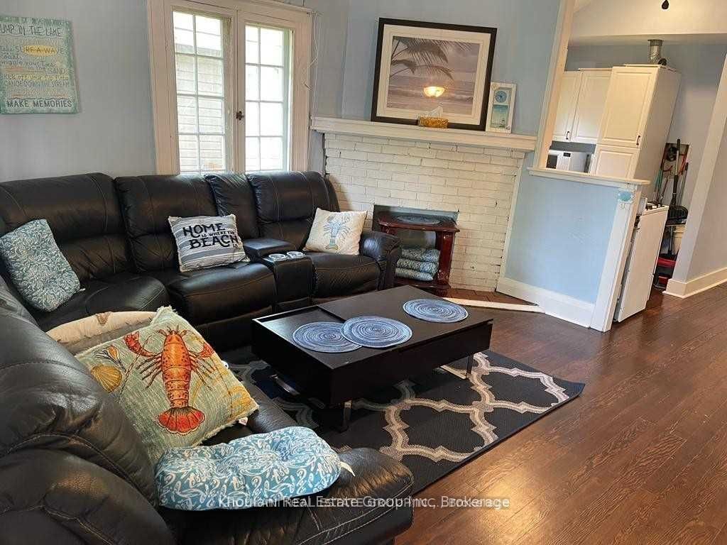 315 Eastwood Avenue Property Photo 3