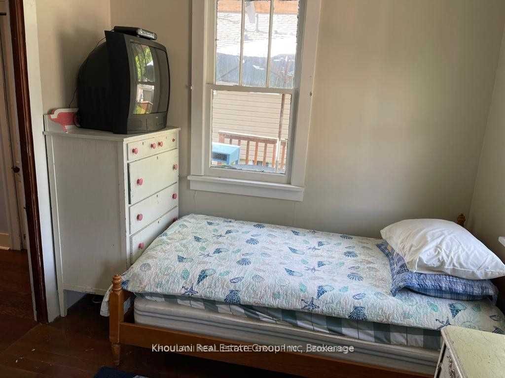 315 Eastwood Avenue Property Photo 12