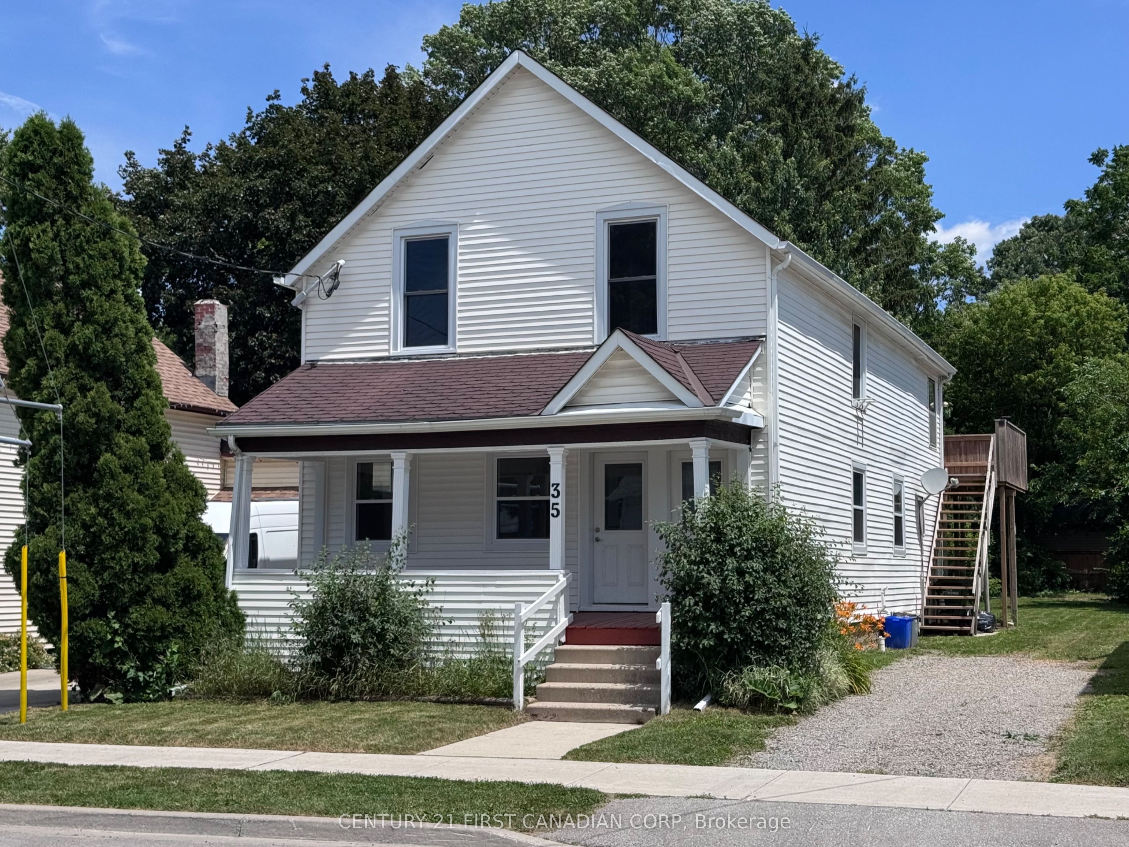 35 Inkerman Street Main Property Photo 1