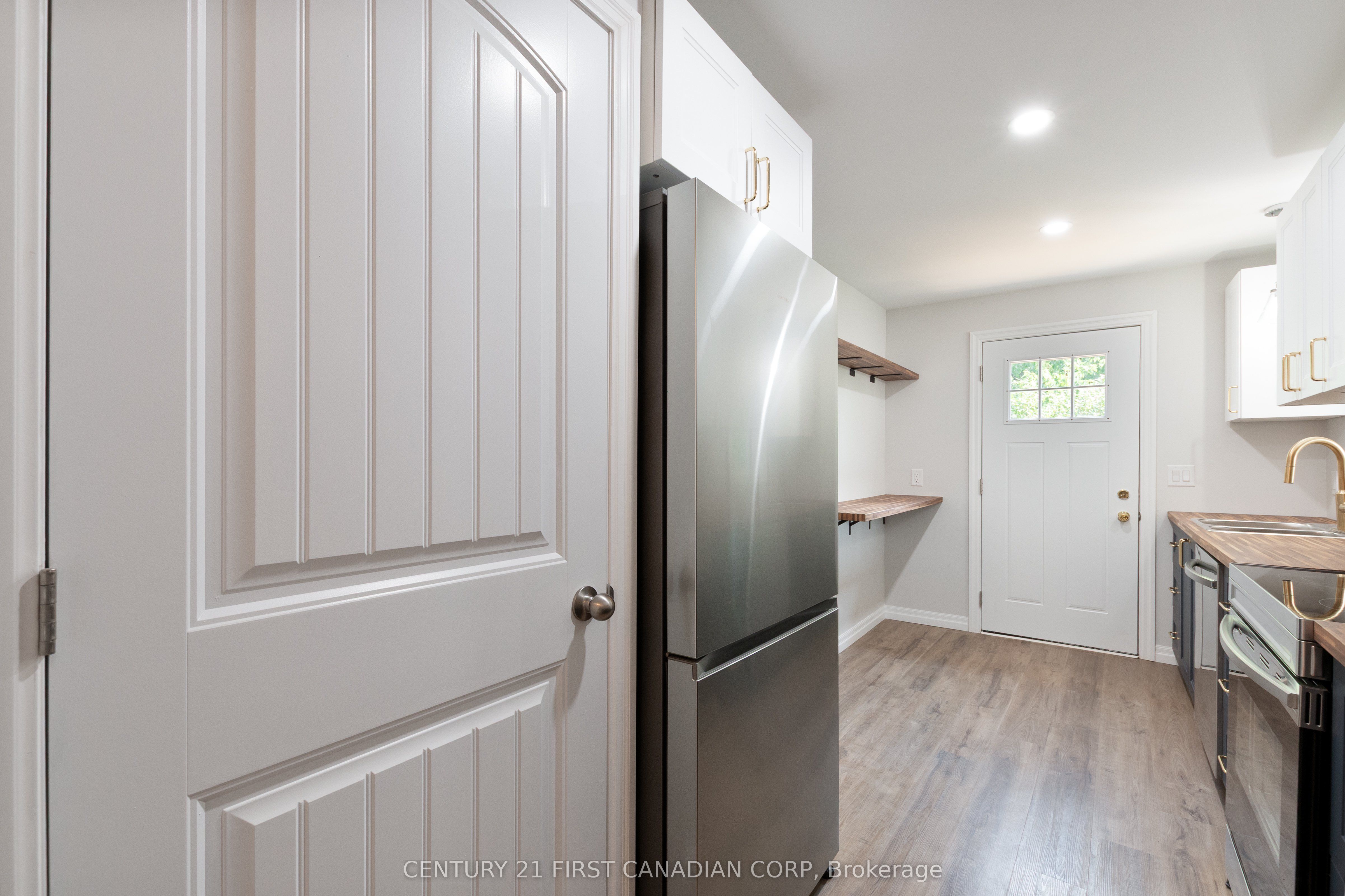 35 Inkerman Street Main Property Photo 13