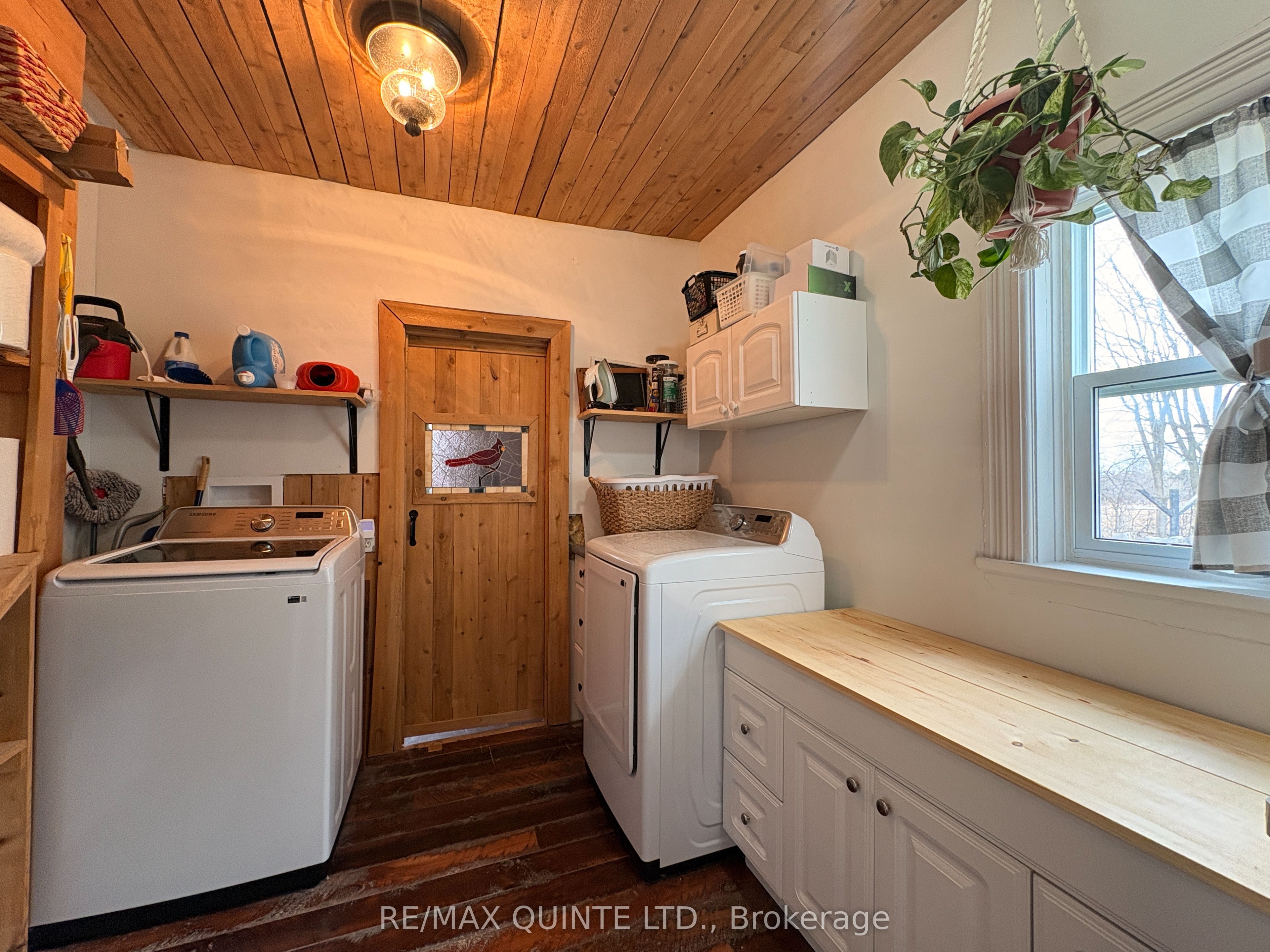 1330 Rapids Road Property Photo 14