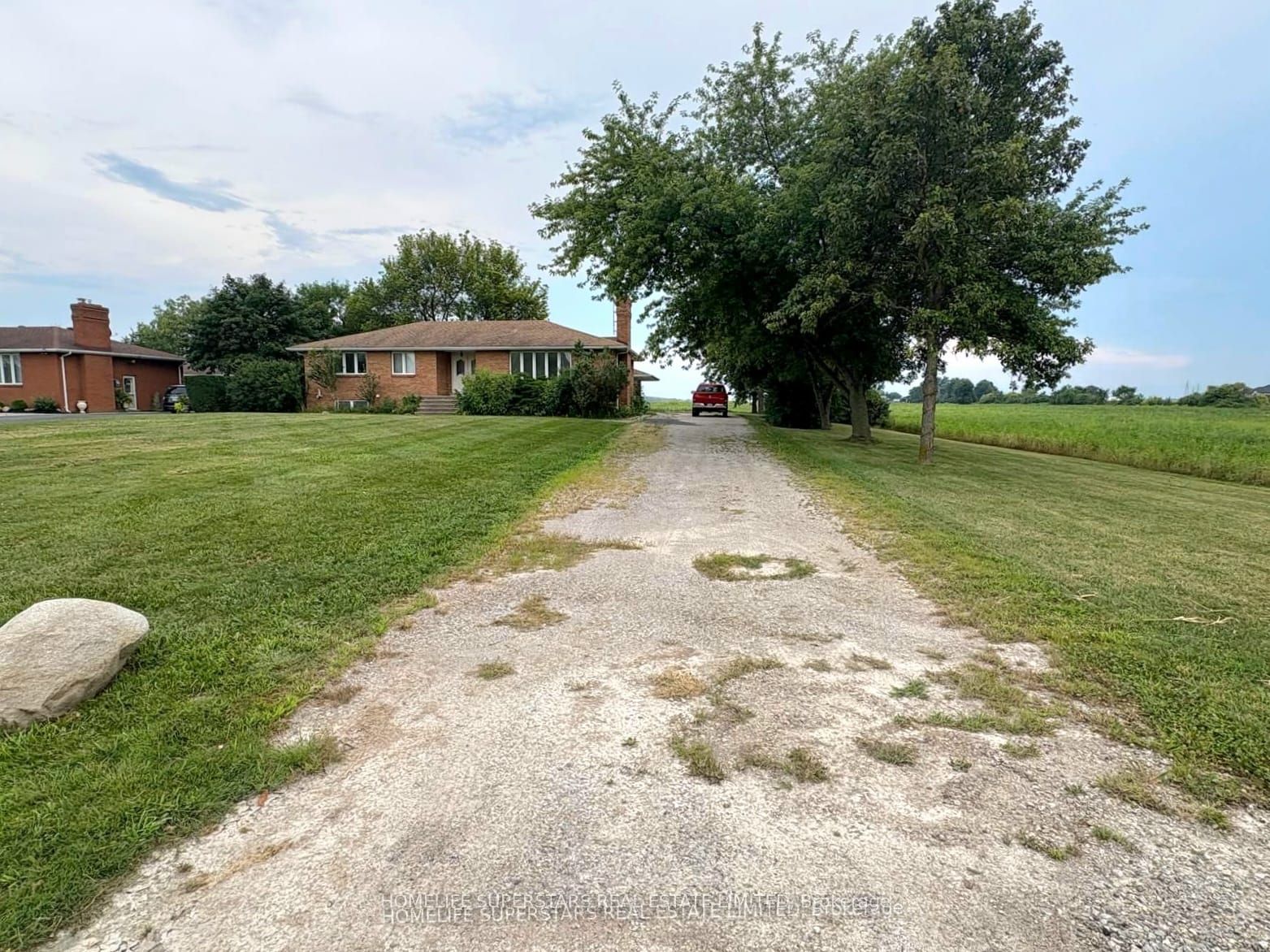 241 County Rd 42 Property Photo 15