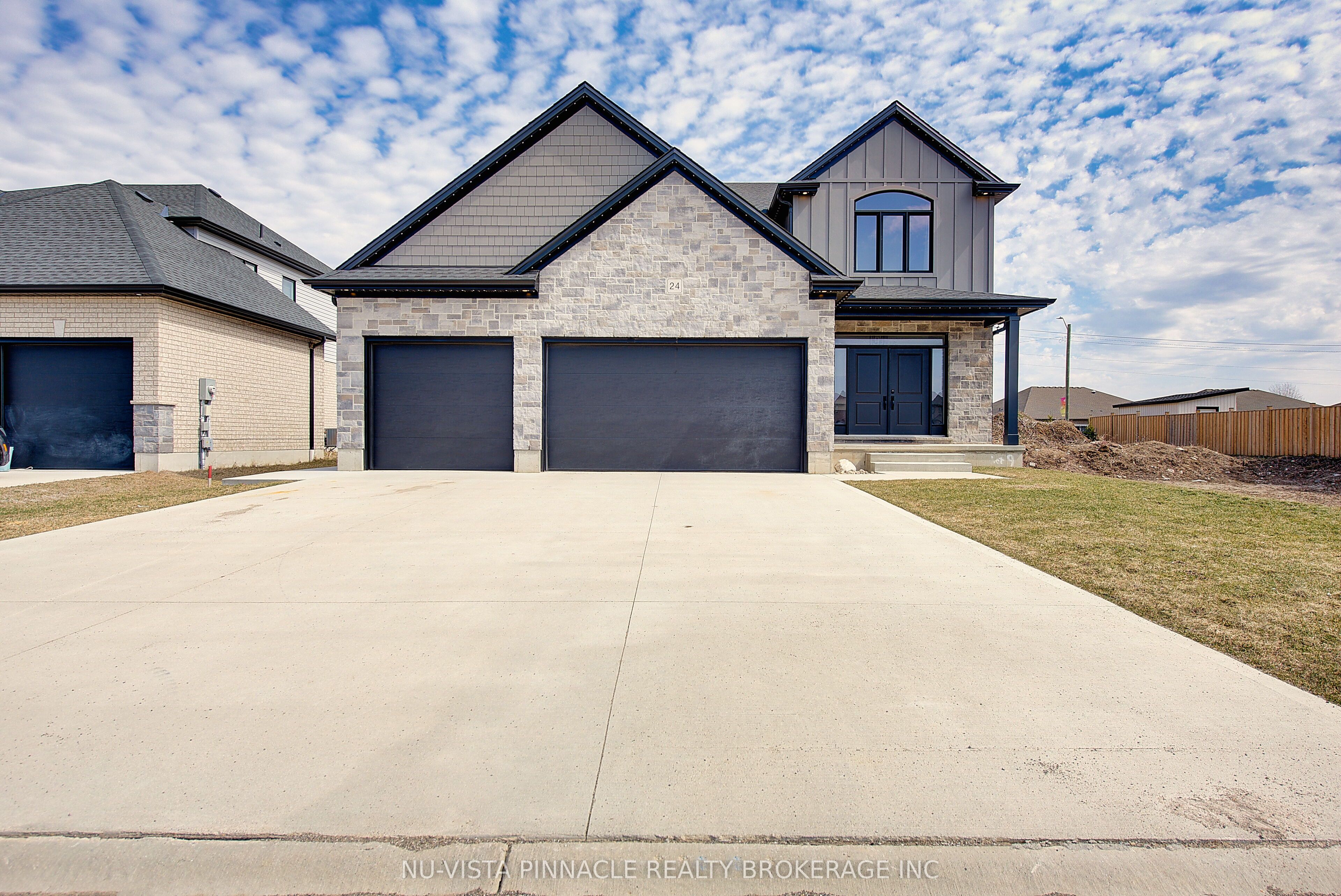 24 Kelly Drive Property Photo 1