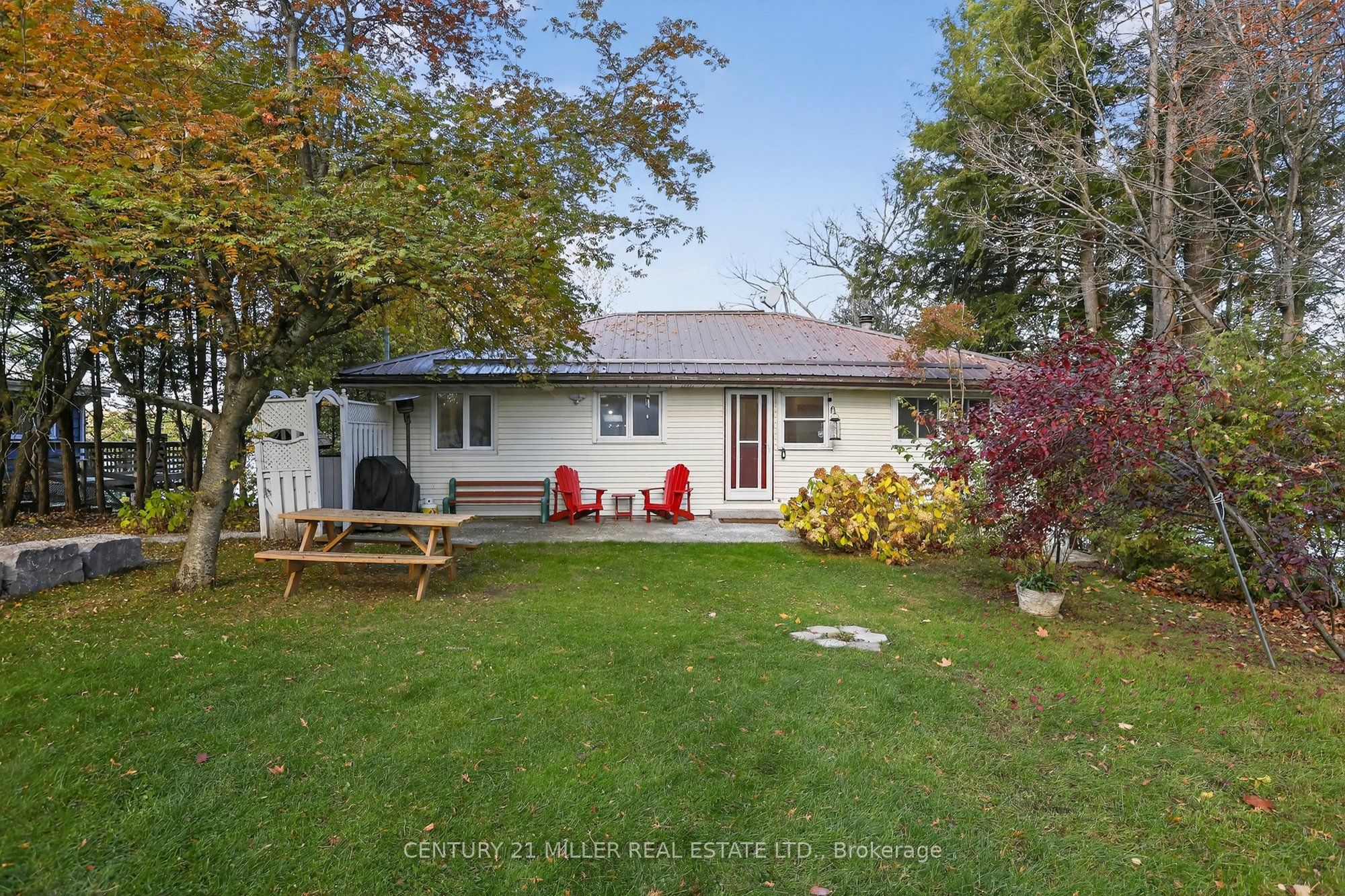 733 Marble Point Road Property Photo 1