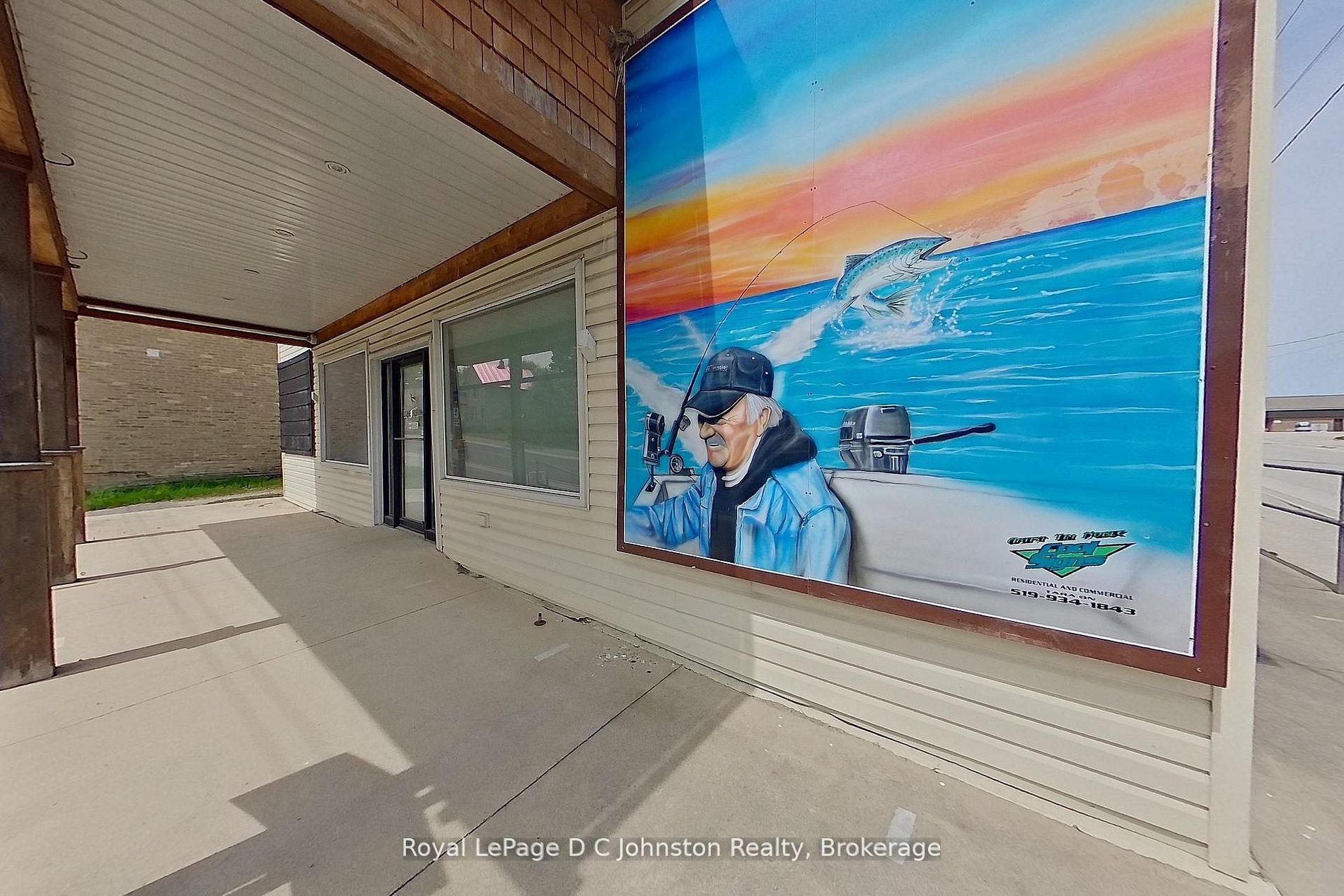 3643 21 Highway Property Photo 3