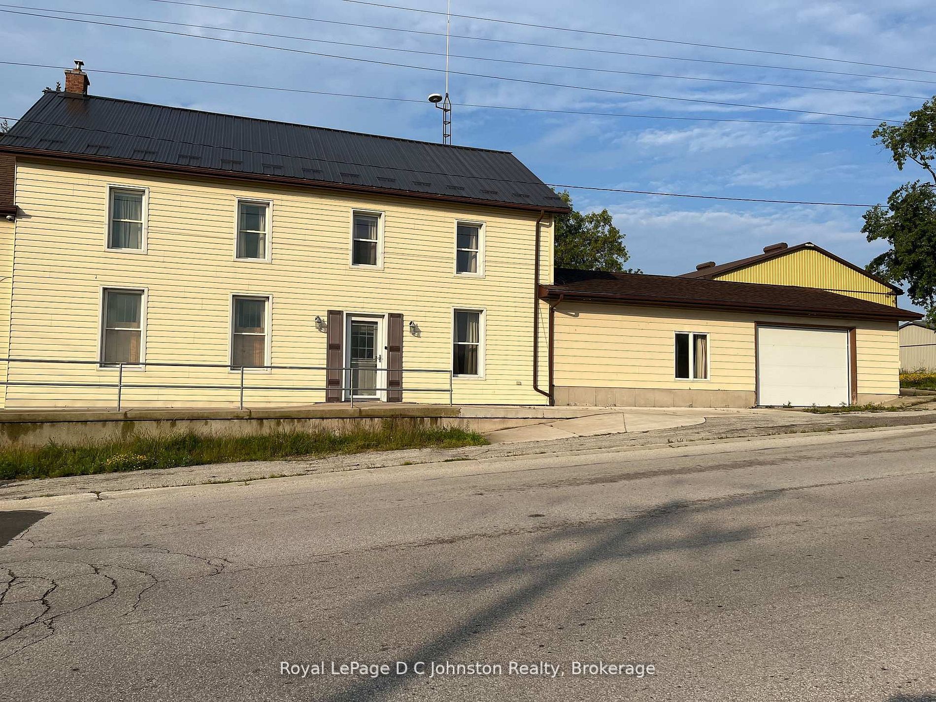 3643 21 Highway Property Photo 4