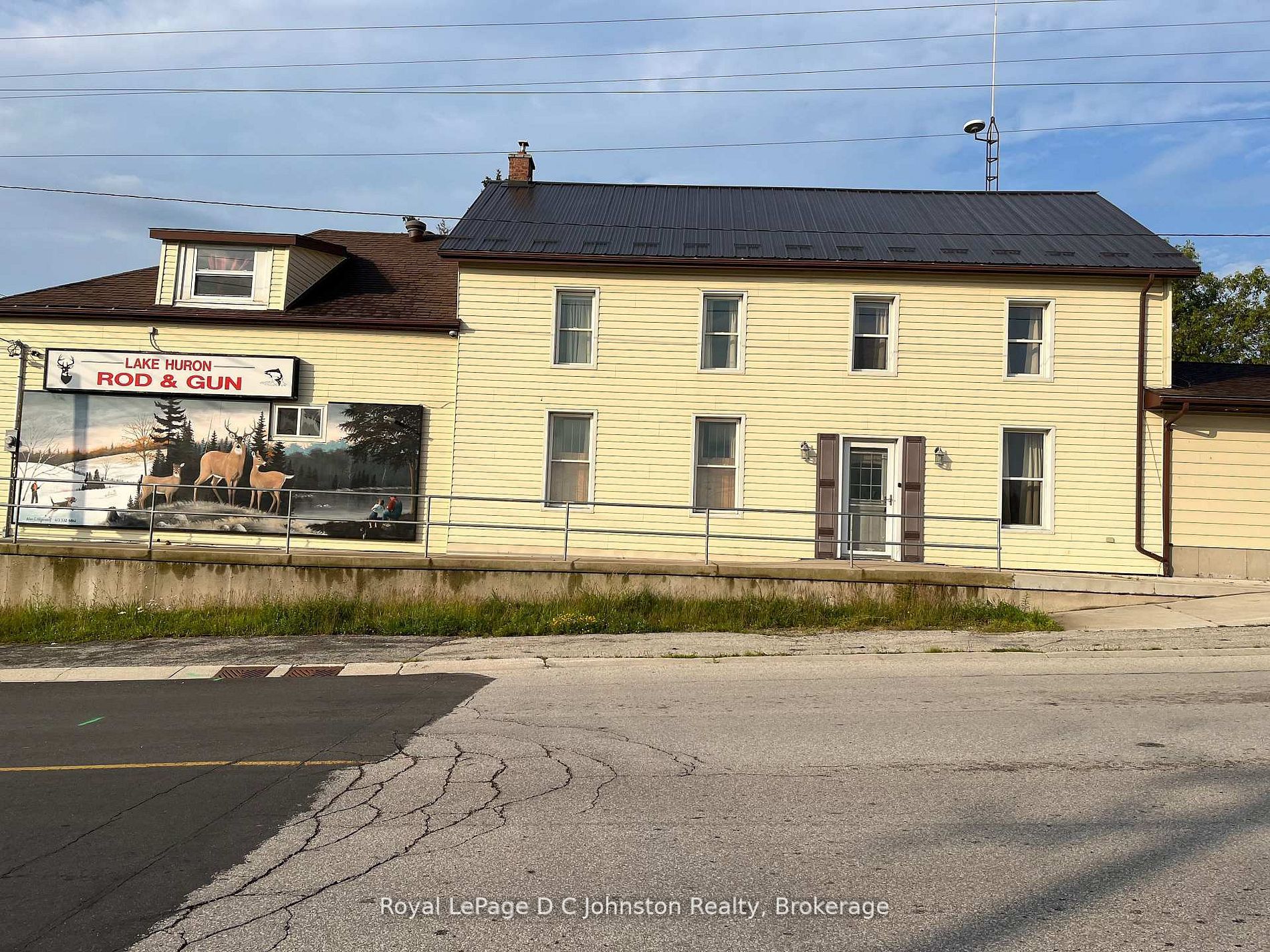 3643 21 Highway Property Photo 5