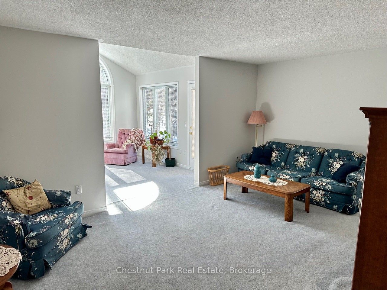 45 Pine Ridge Gate E Property Photo 4