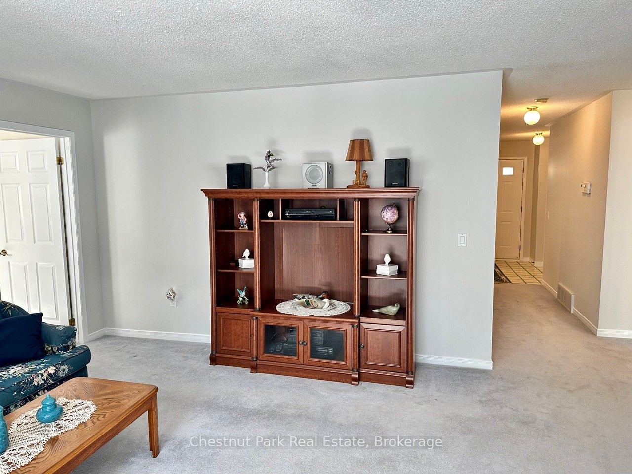 45 Pine Ridge Gate E Property Photo 5
