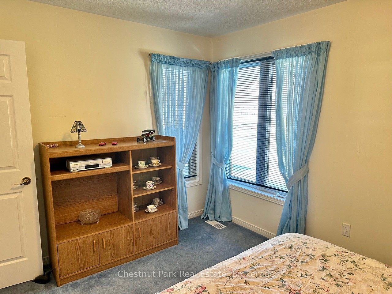 45 Pine Ridge Gate E Property Photo 12
