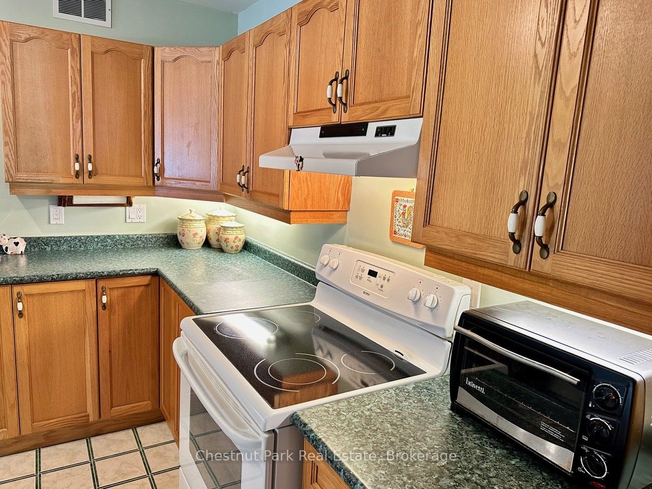 45 Pine Ridge Gate E Property Photo 15