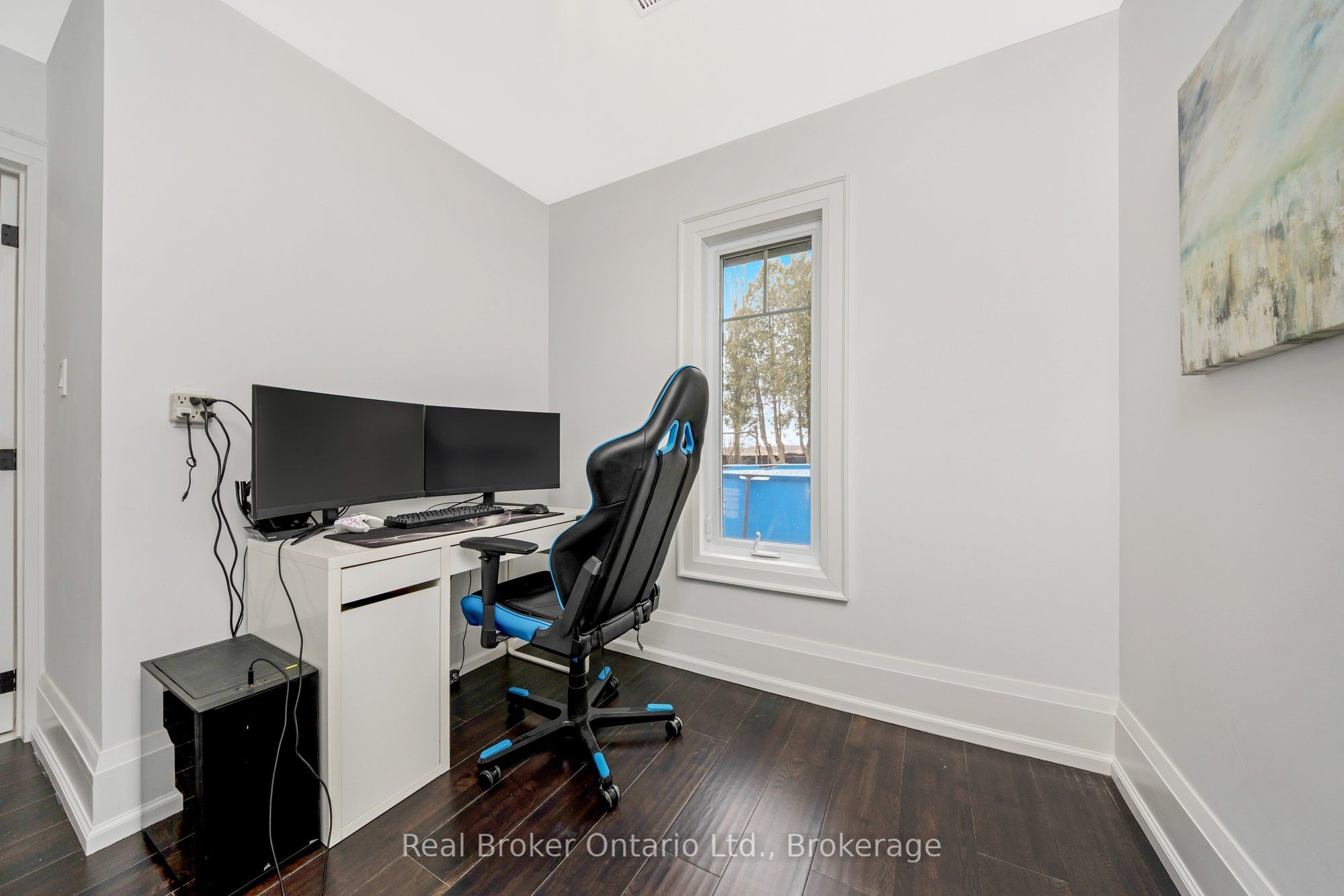 5938 Trafalgar Road Property Photo 12