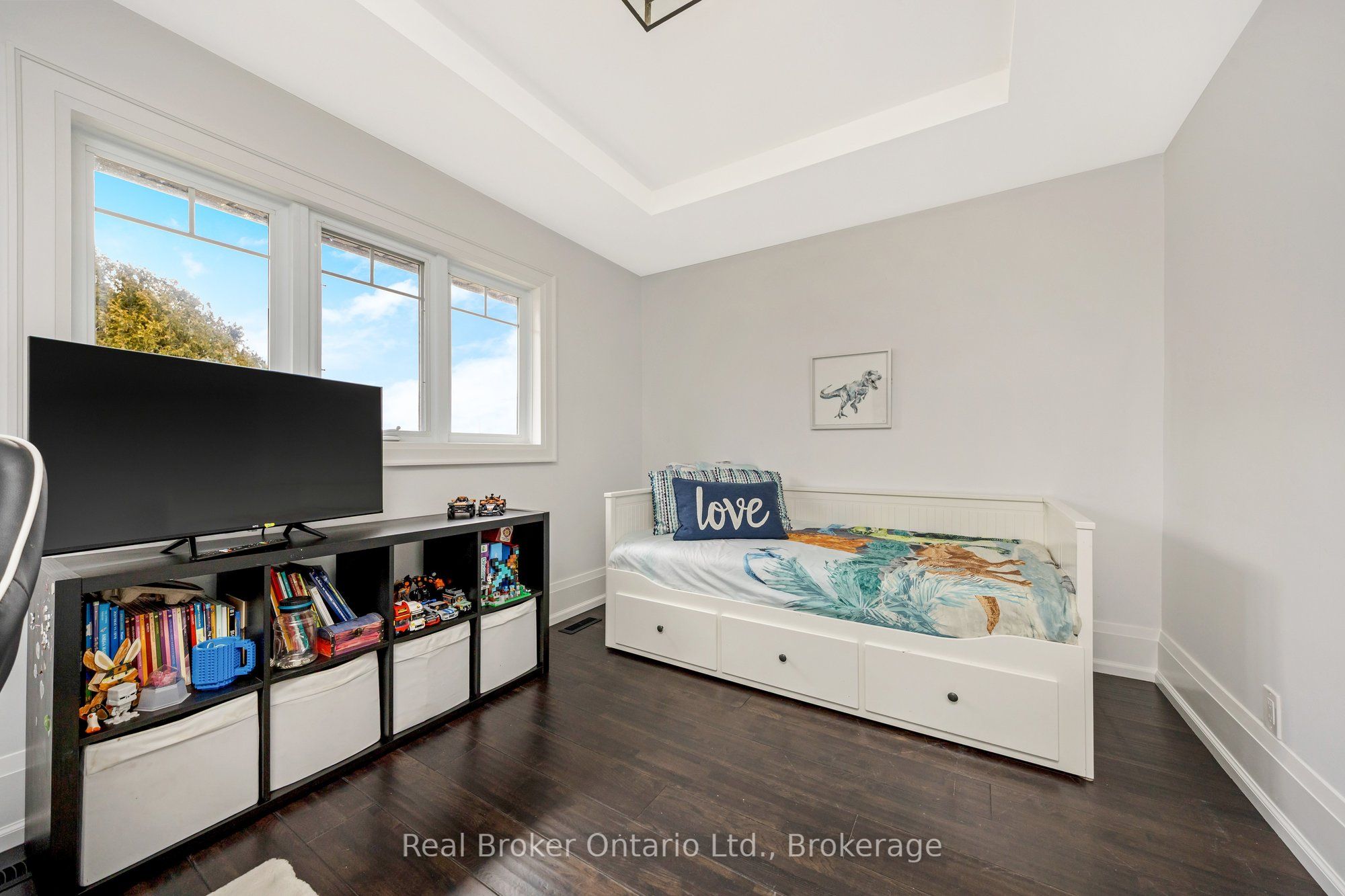 5938 Trafalgar Road Property Photo 28