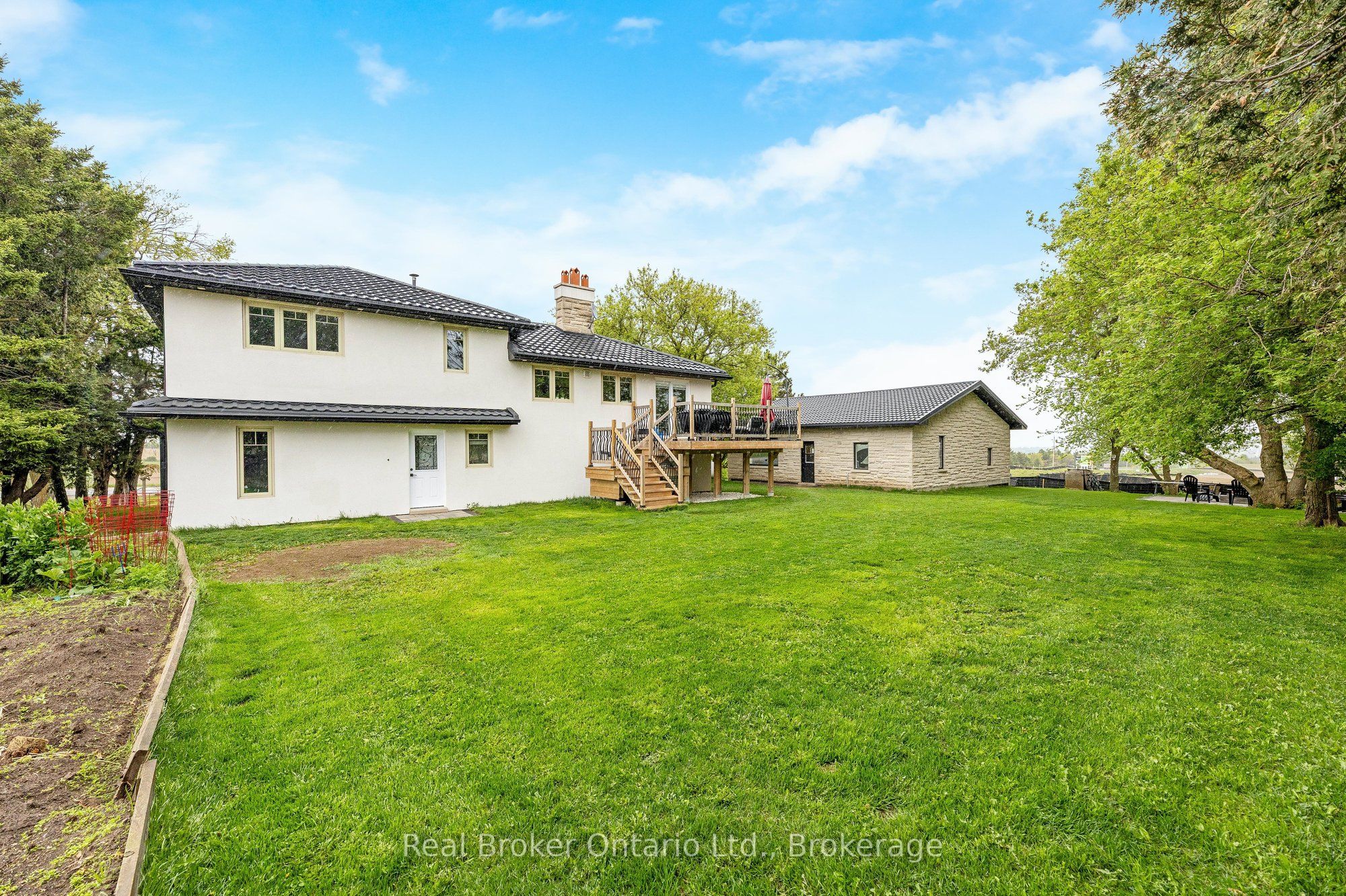 5938 Trafalgar Road Property Photo 43