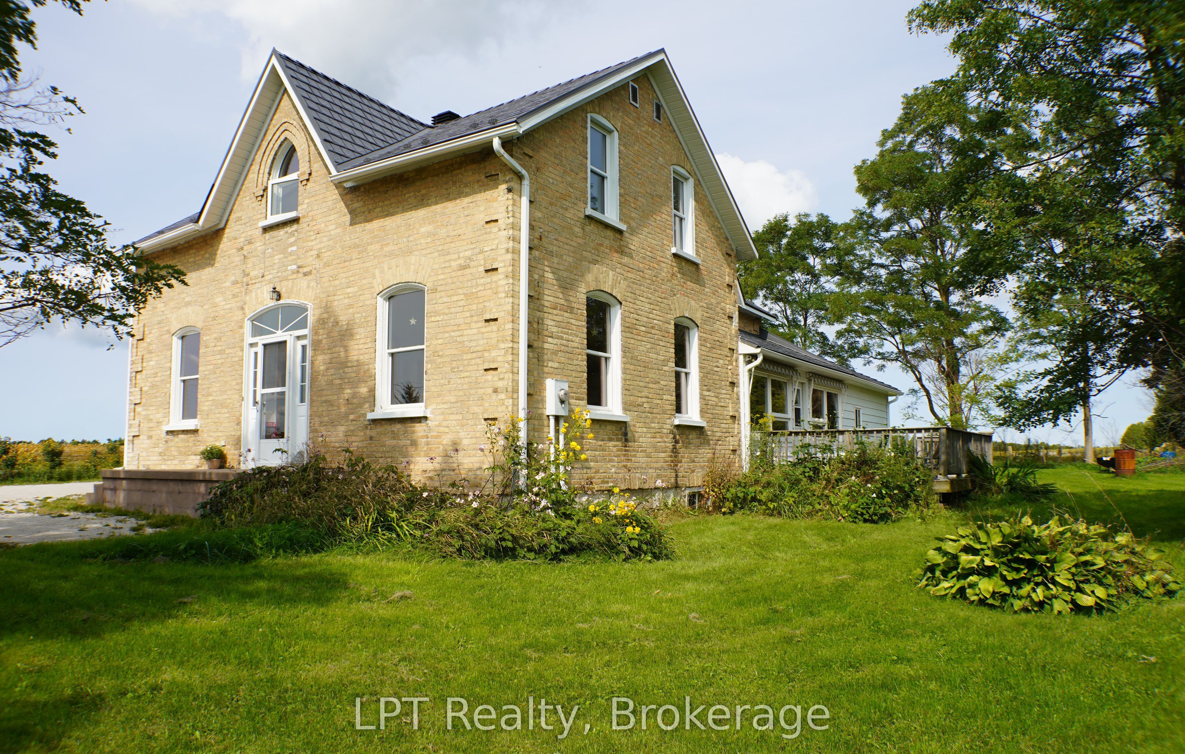 7175 Highway 21 Property Photo 8