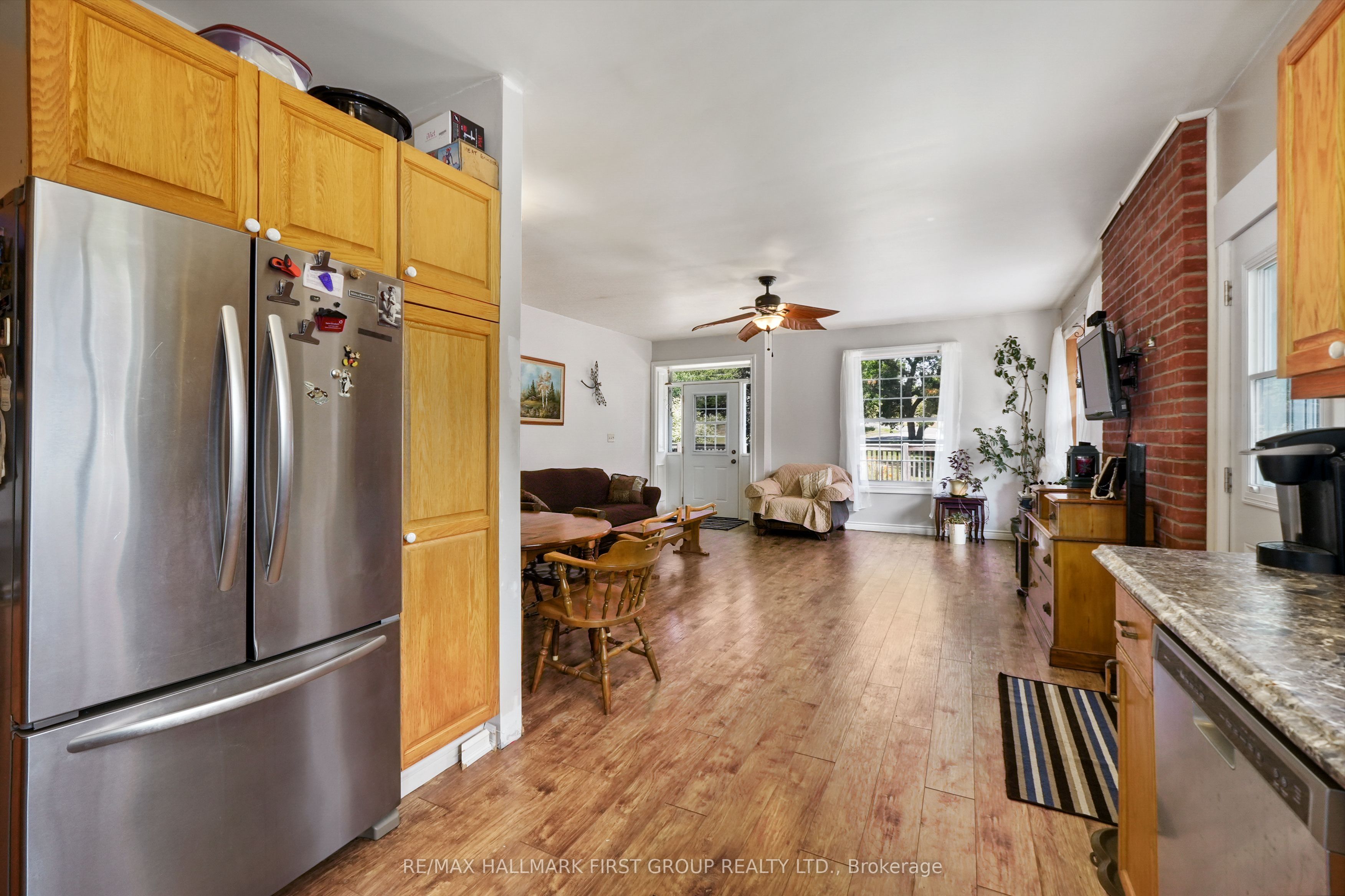 10906 1st Line Road Property Photo 15
