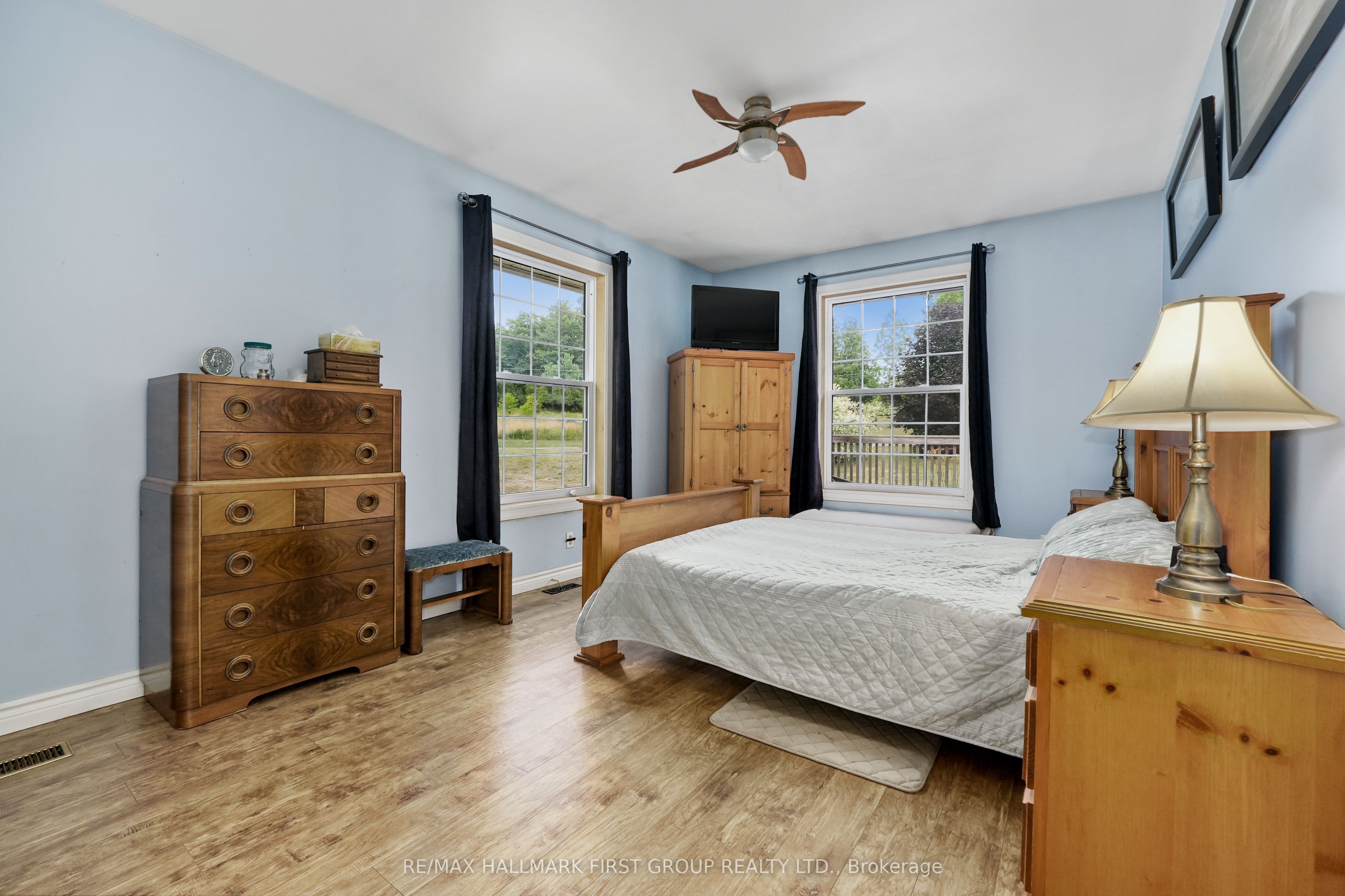 10906 1st Line Road Property Photo 17