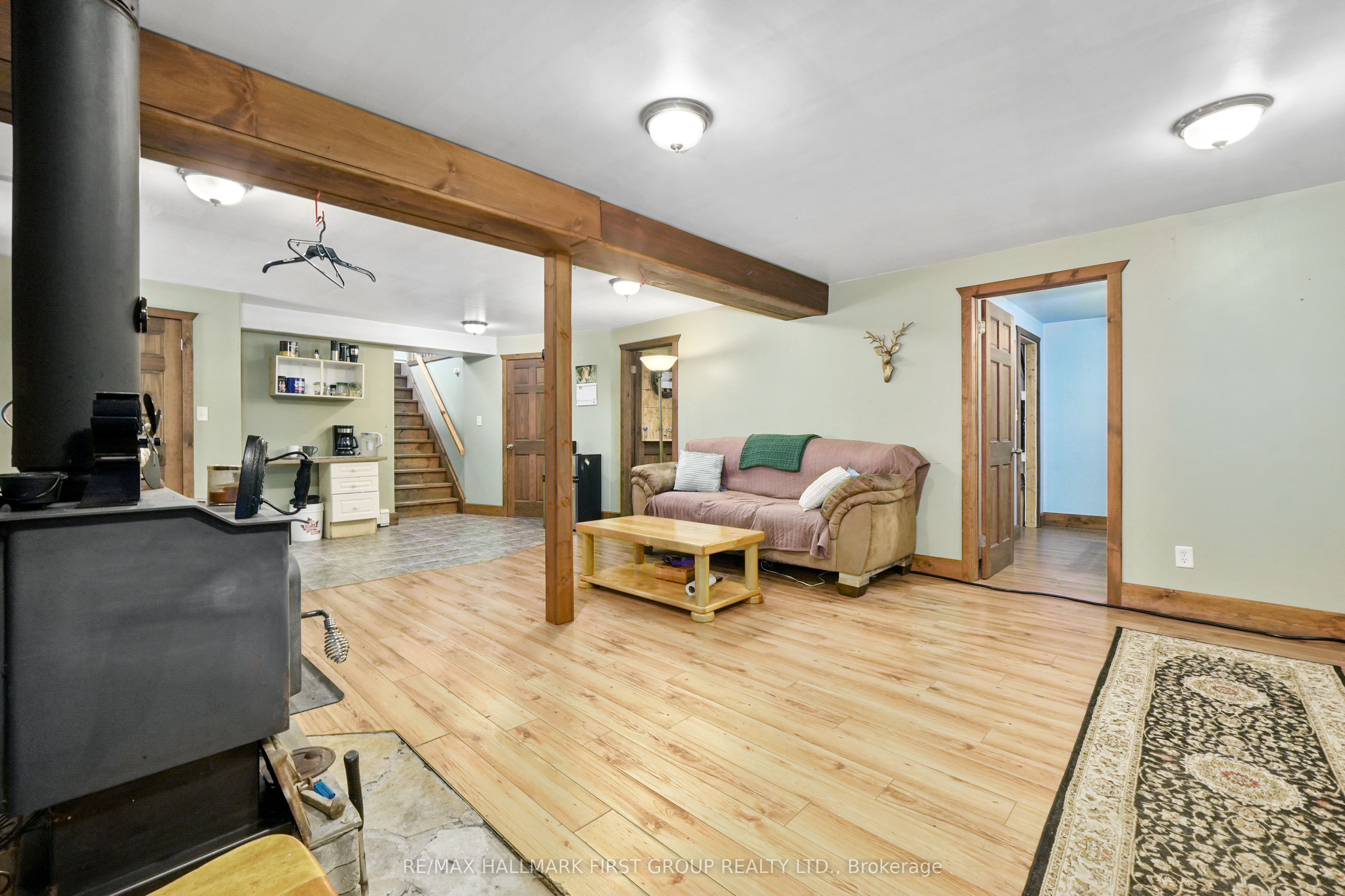 10906 1st Line Road Property Photo 28