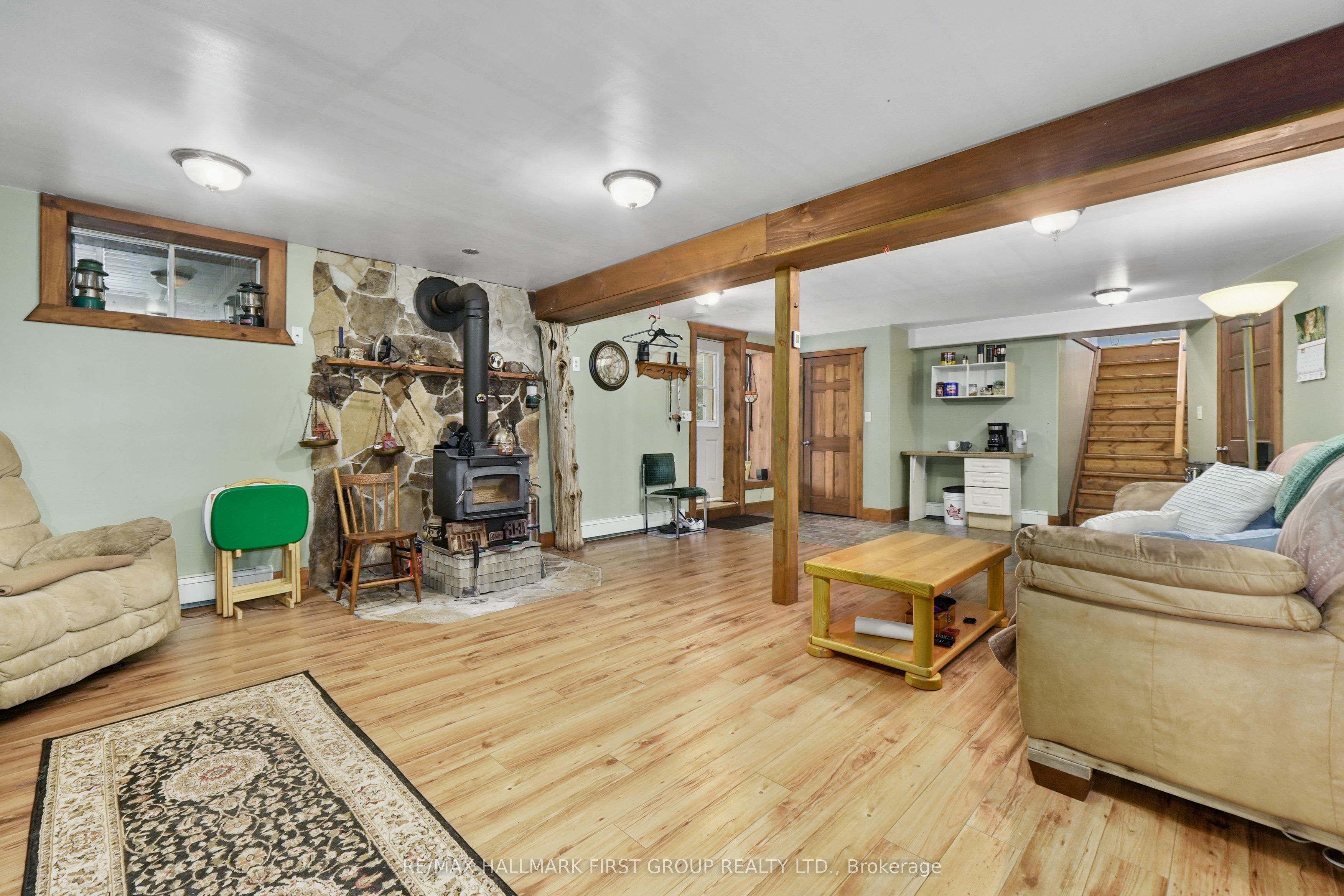 10906 1st Line Road Property Photo 29