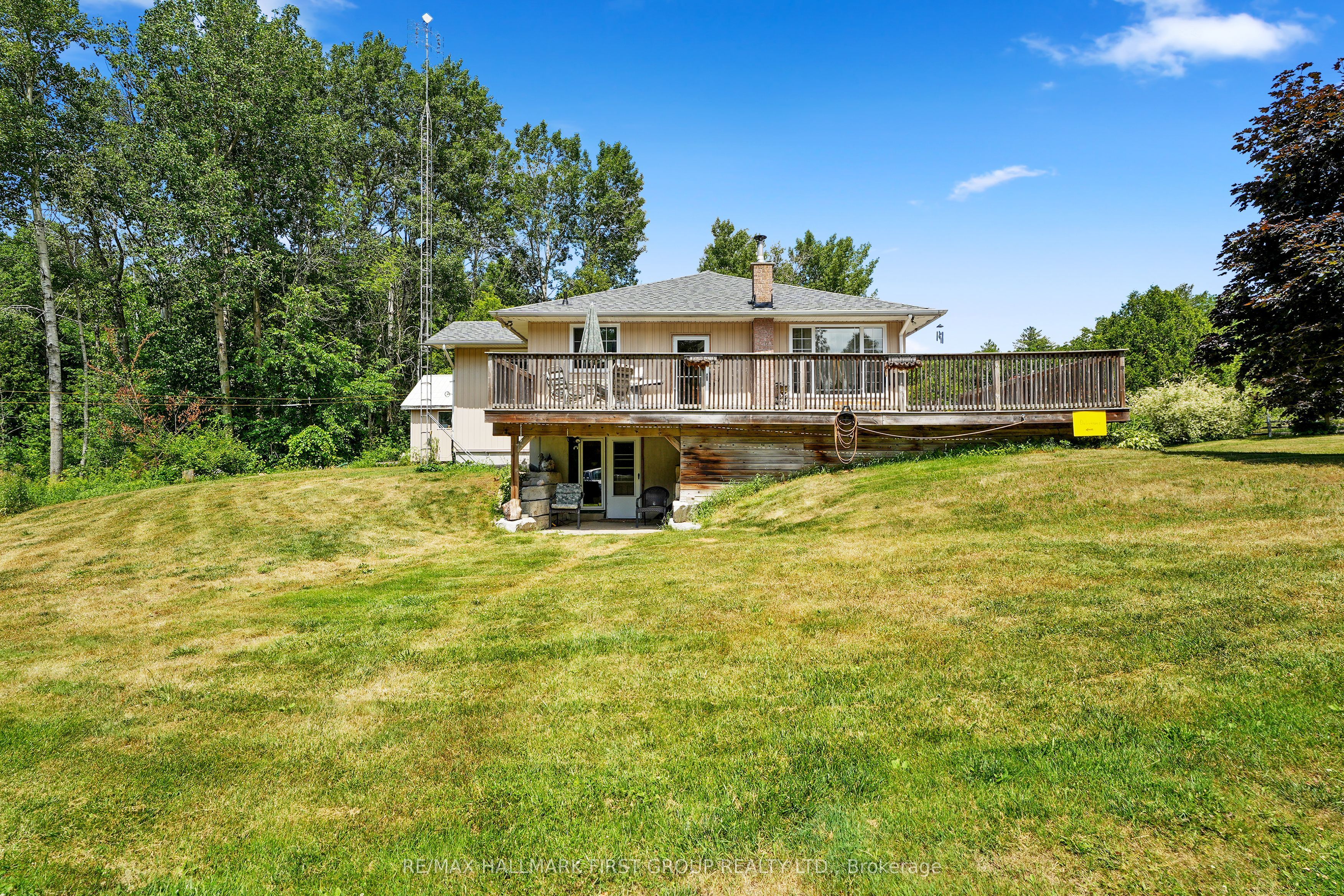 10906 1st Line Road Property Photo 37