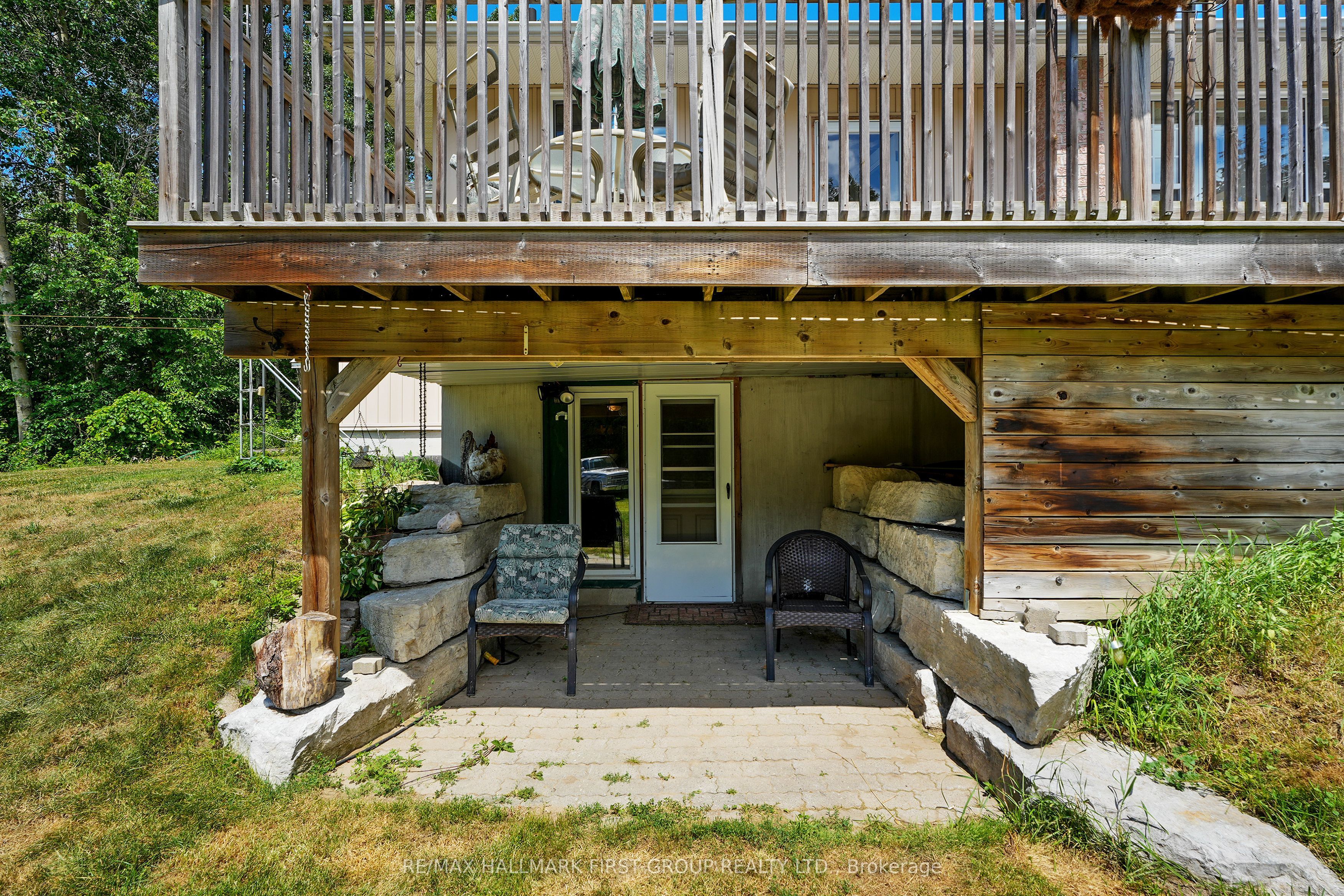 10906 1st Line Road Property Photo 38