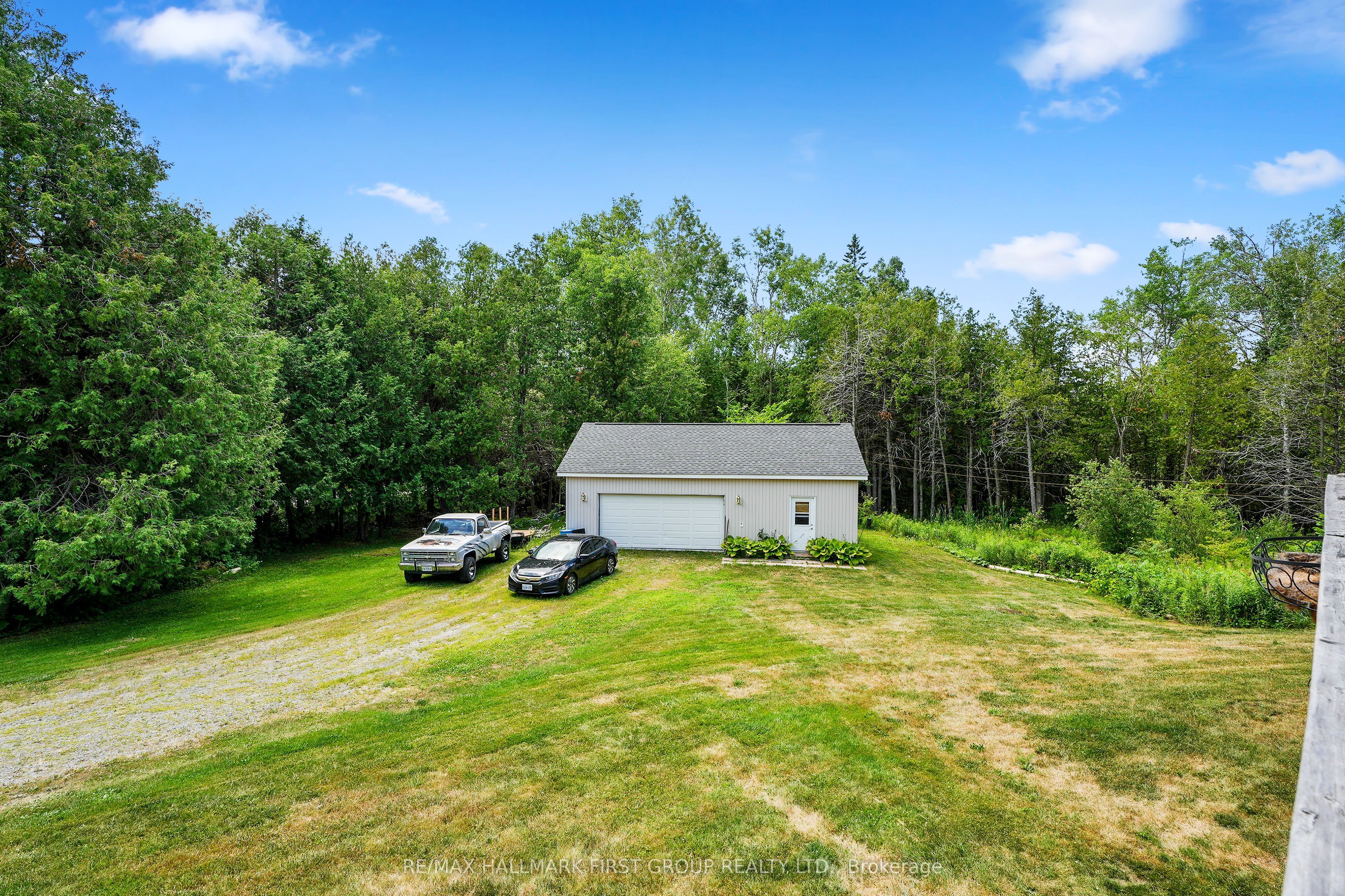 10906 1st Line Road Property Photo 40