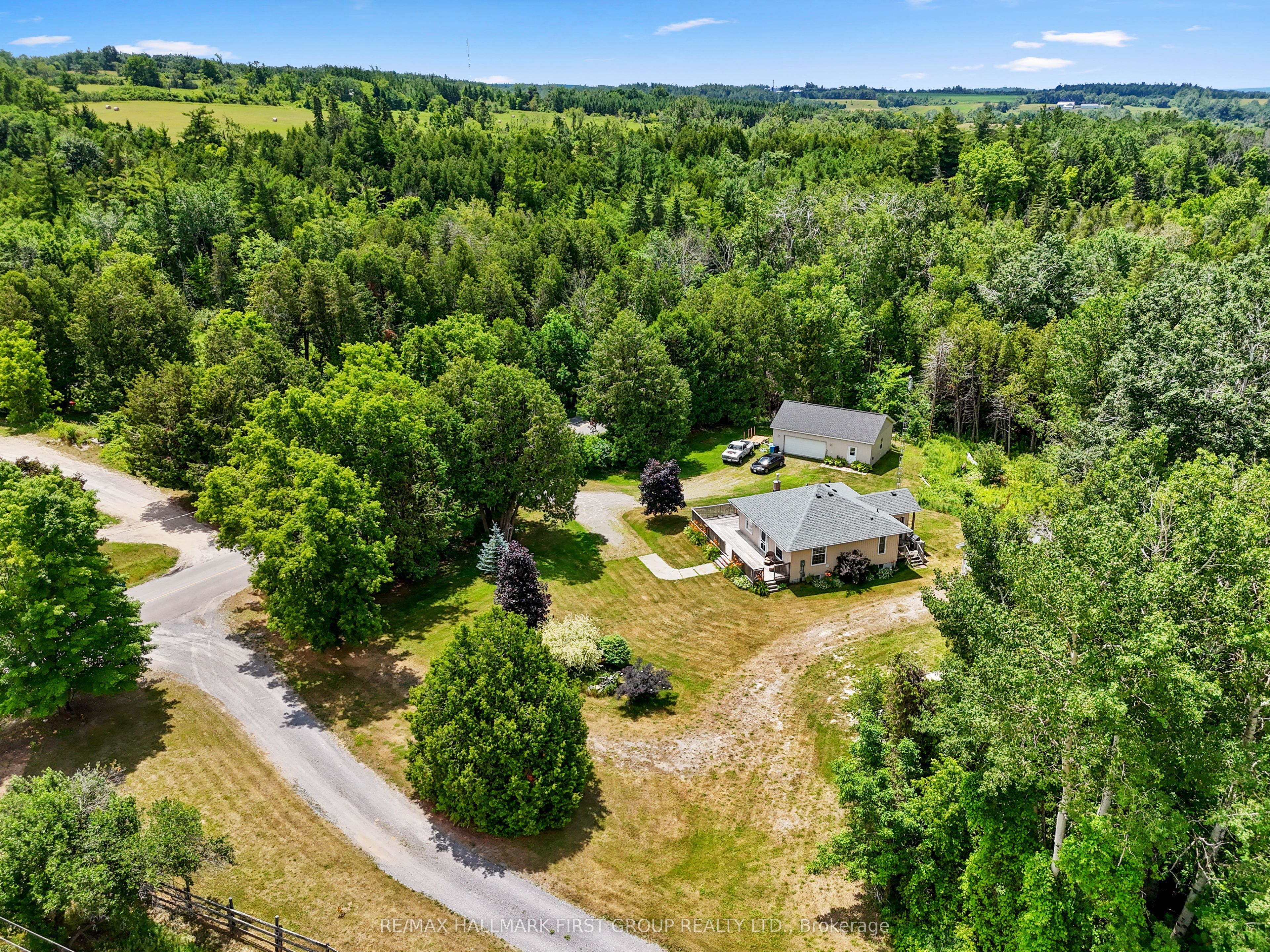 10906 1st Line Road Property Photo 44