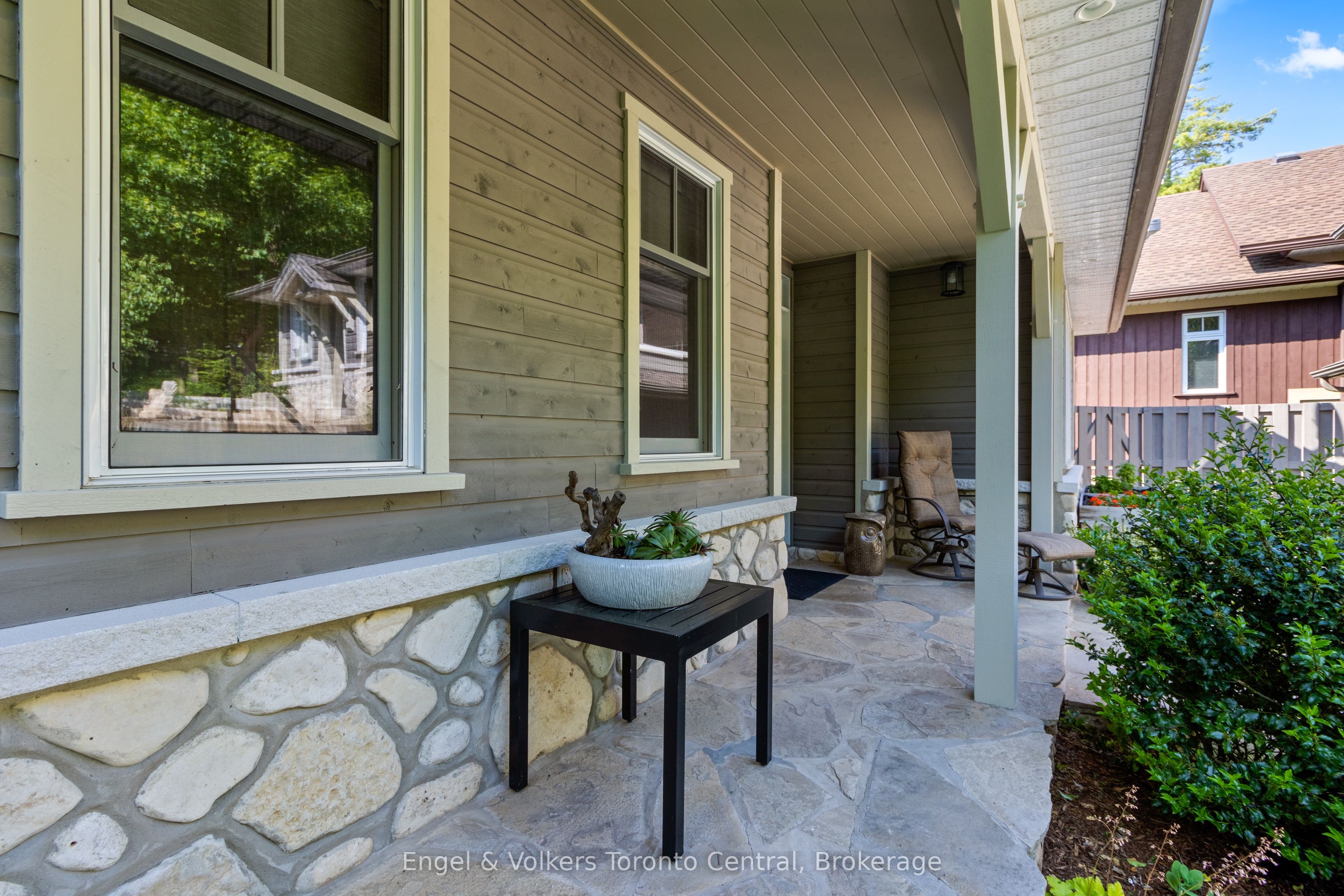 54 William Street Property Photo 7