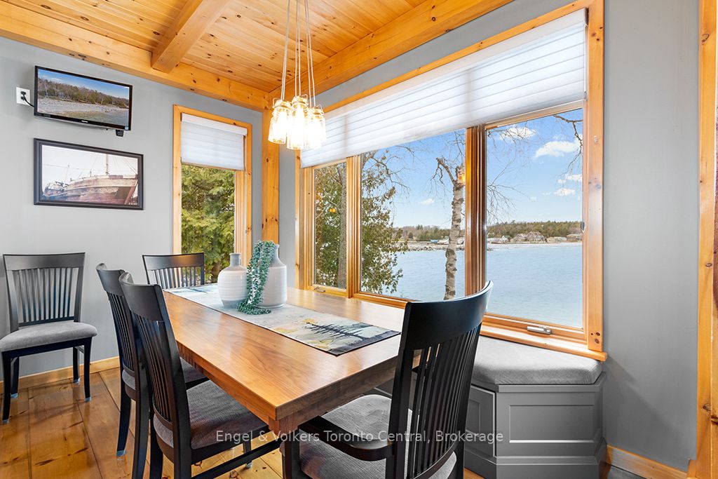 54 William Street Property Photo 14