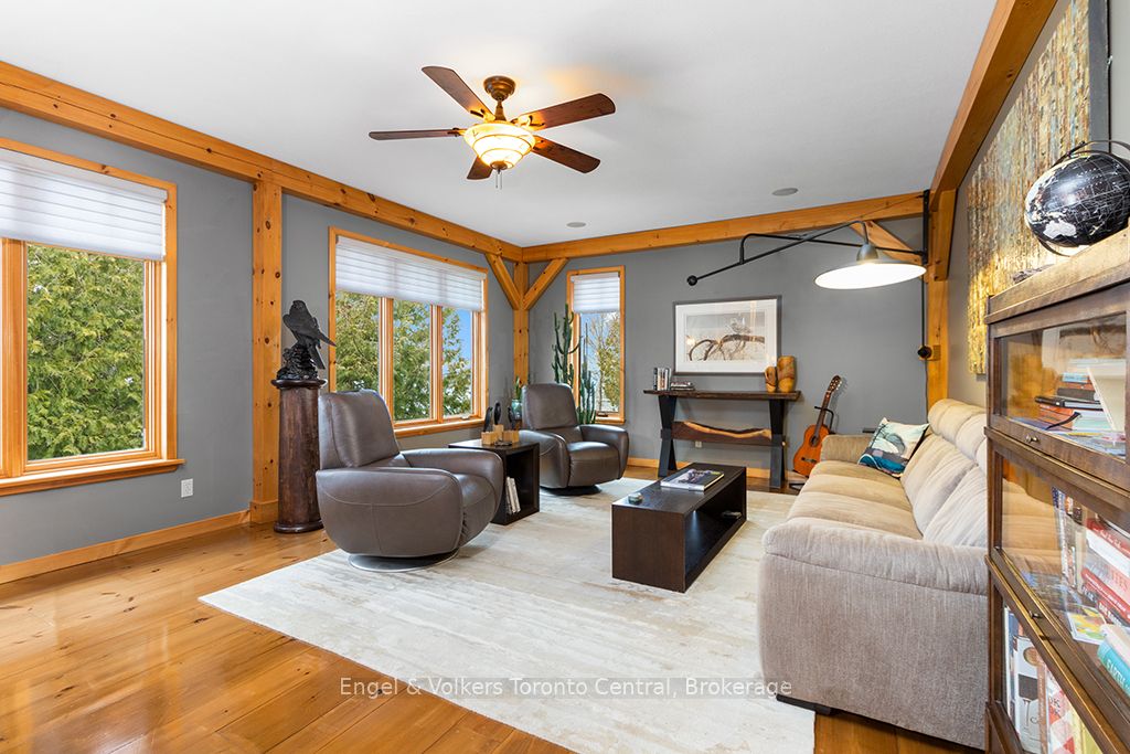 54 William Street Property Photo 17