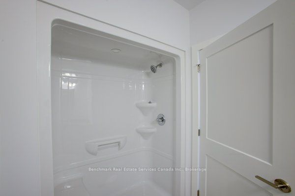 60 Cavalier Crescent Property Photo 13