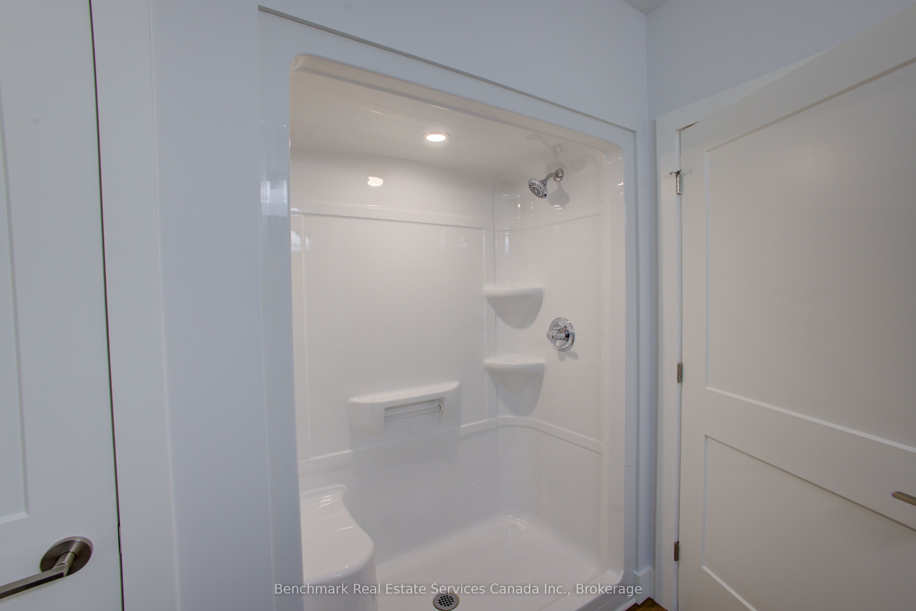 64 Cavalier Crescent Property Photo 12