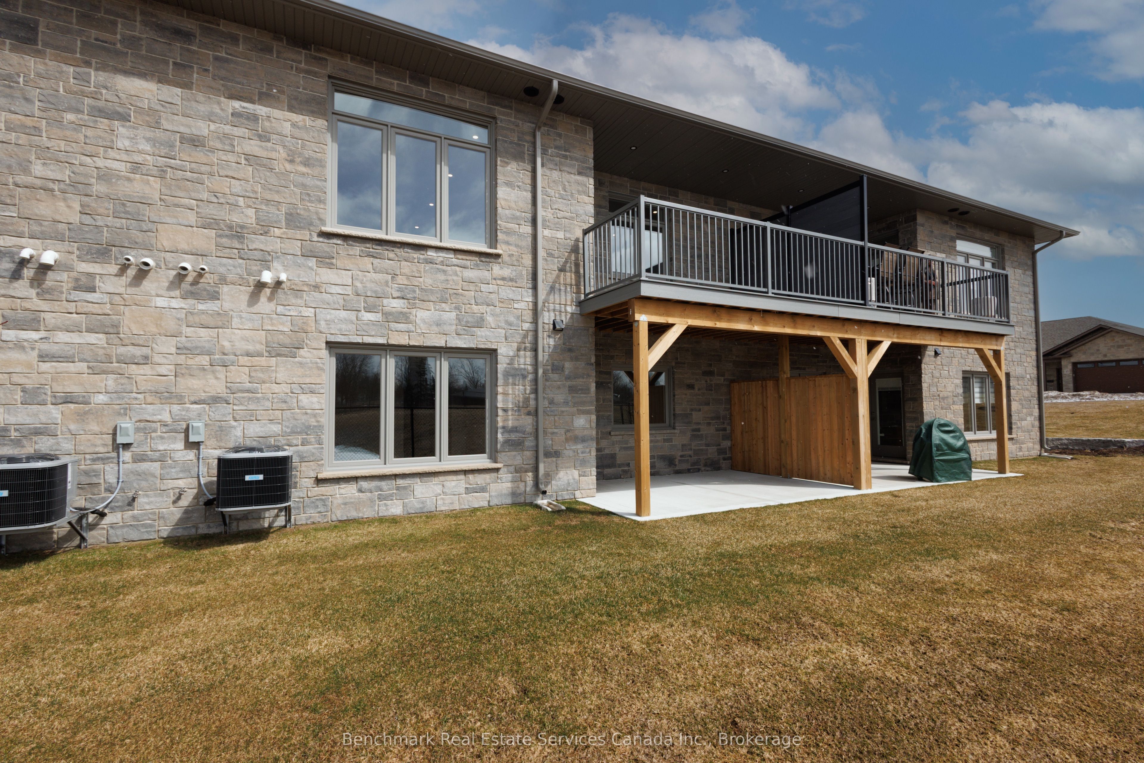 64 Cavalier Crescent Property Photo 20