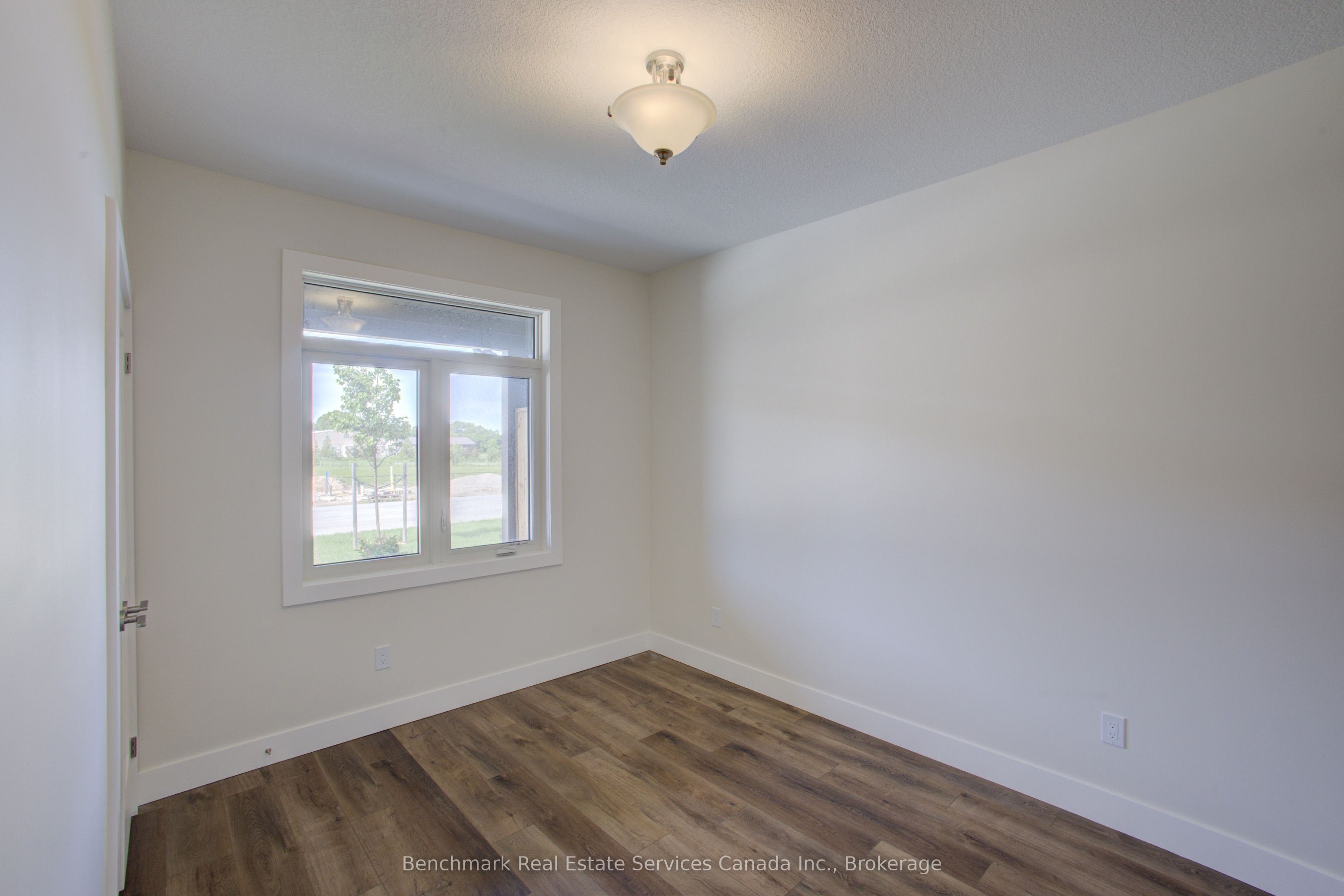 59 Cavalier Crescent Property Photo 6