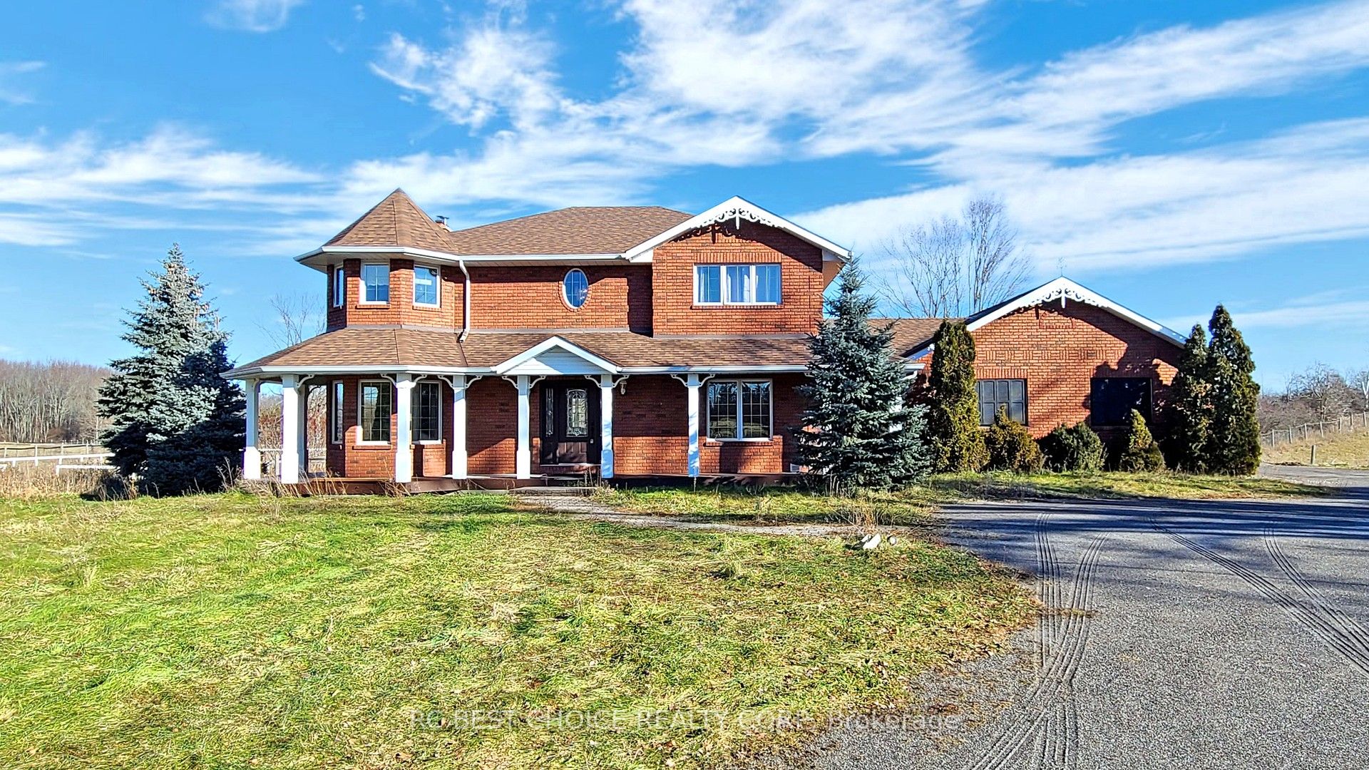 571 Hickory Beach Road Property Photo 1