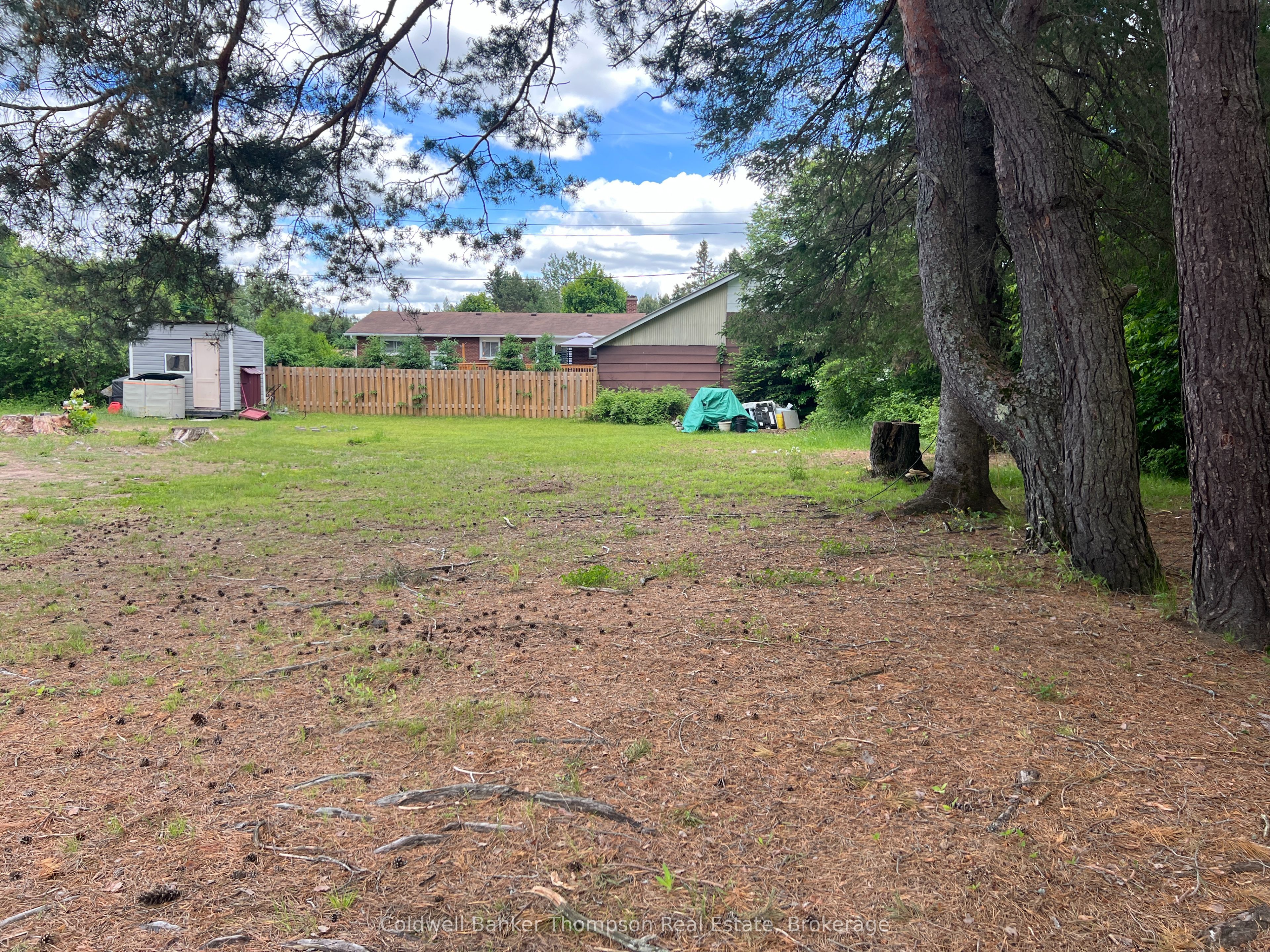 157 Ottawa Avenue Property Photo 4
