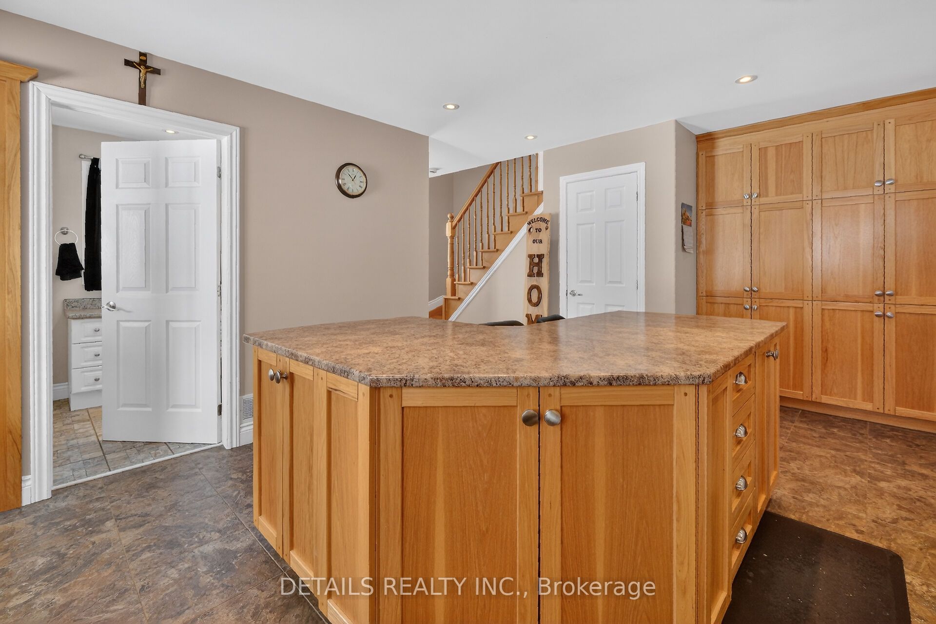 678 Rte 400 E Route Property Photo 19