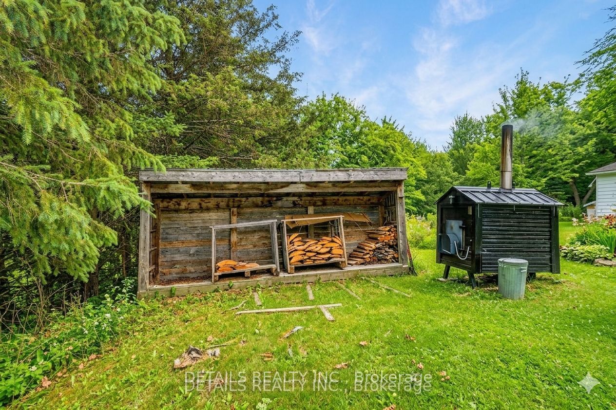 678 Rte 400 E Route Property Photo 34
