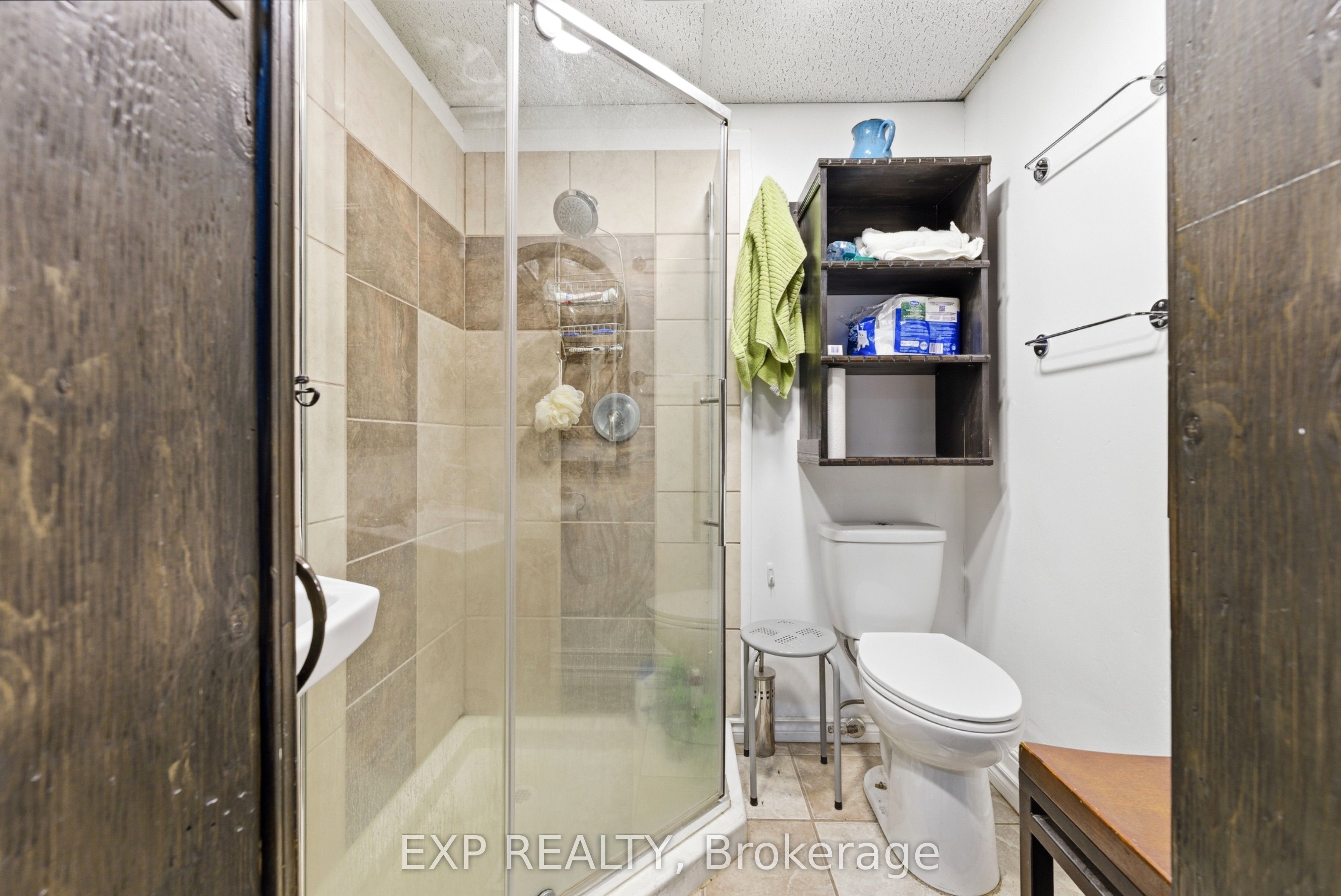 12 Dundas Street E Property Photo 22