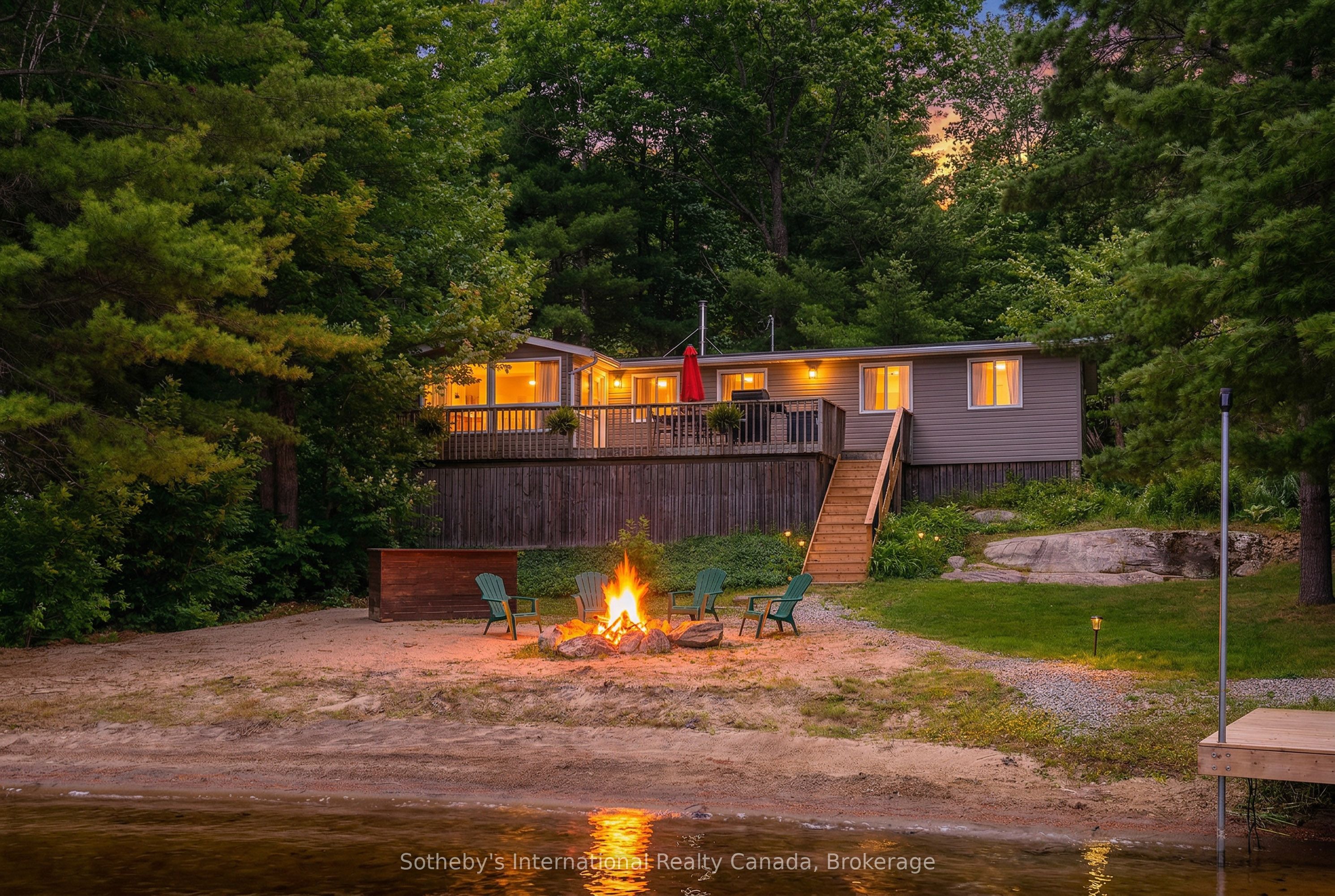 1040 Kahshe Lake Property Photo 1