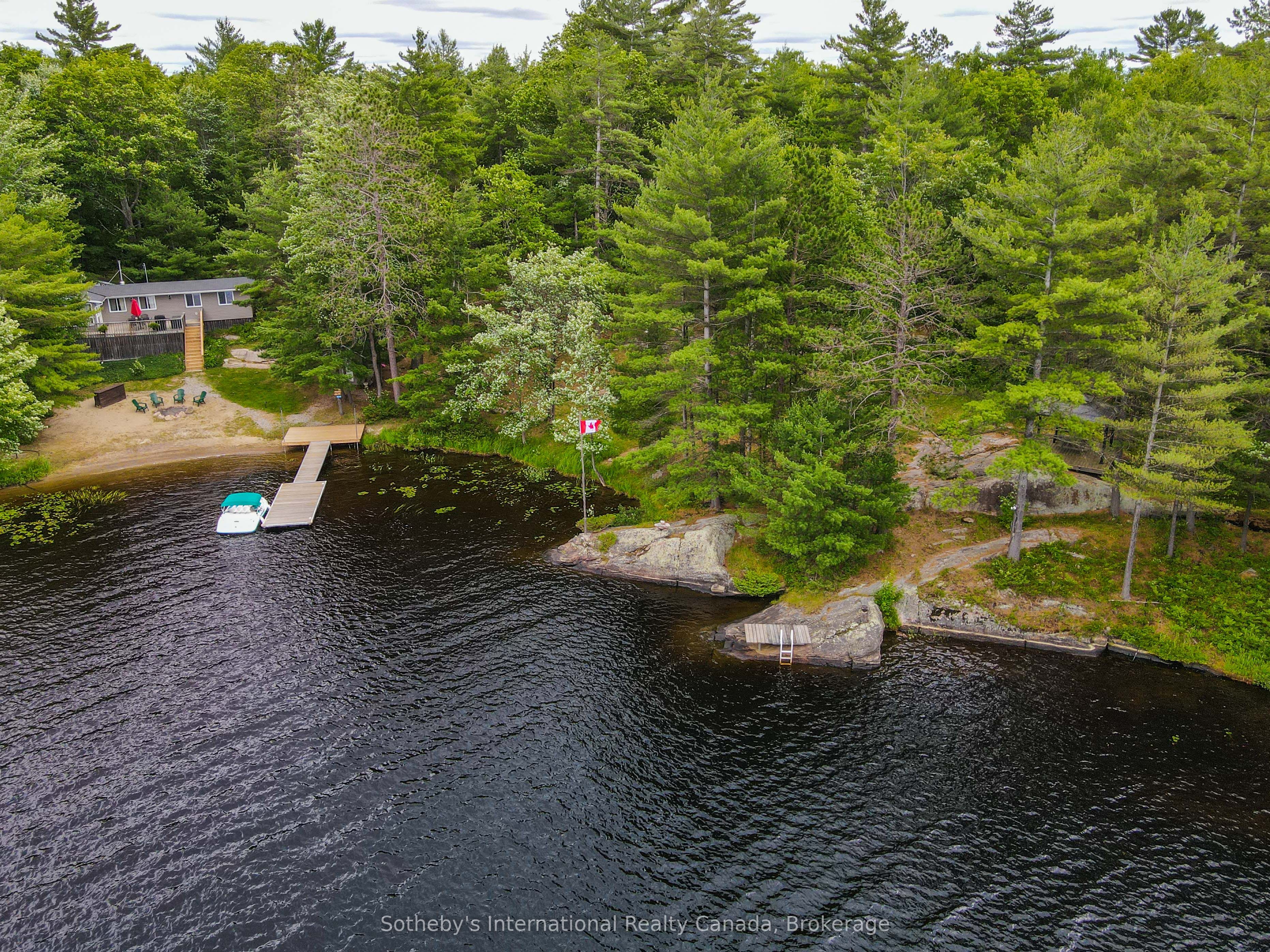 1040 Kahshe Lake Property Photo 41