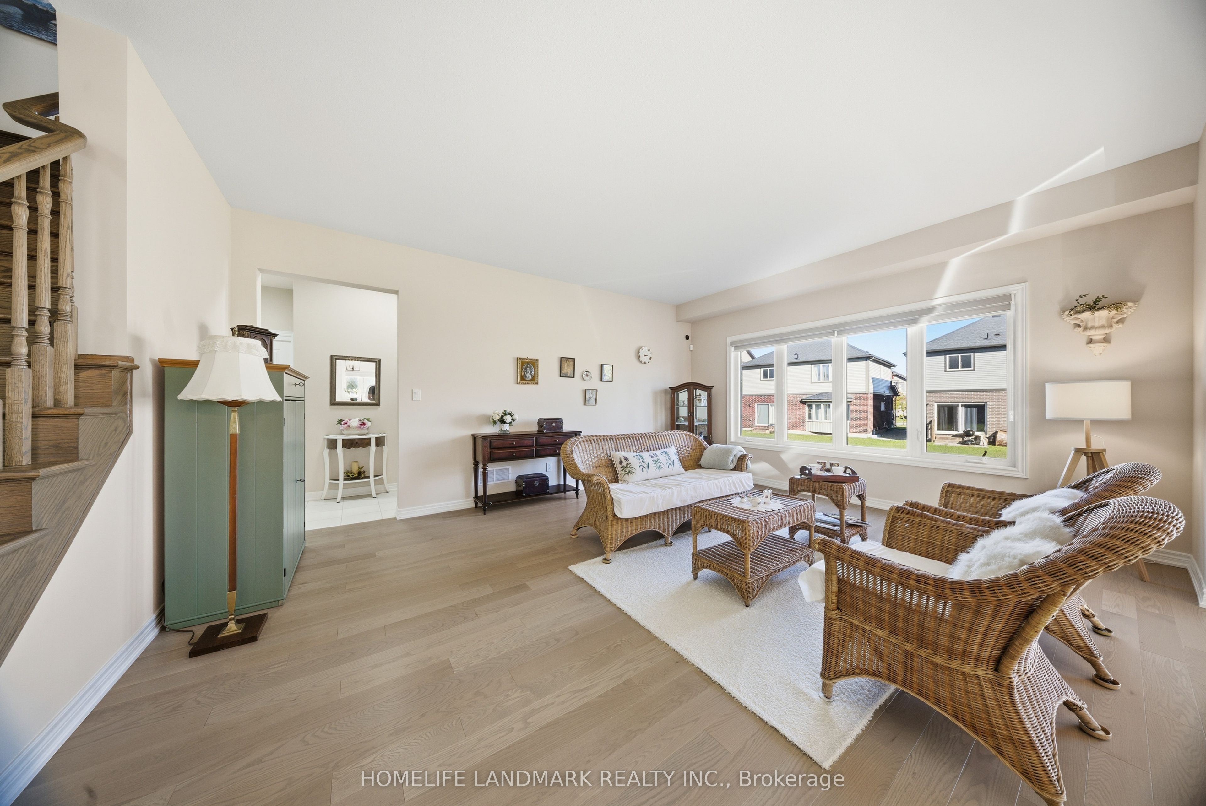 49 Monarch Street Property Photo 13