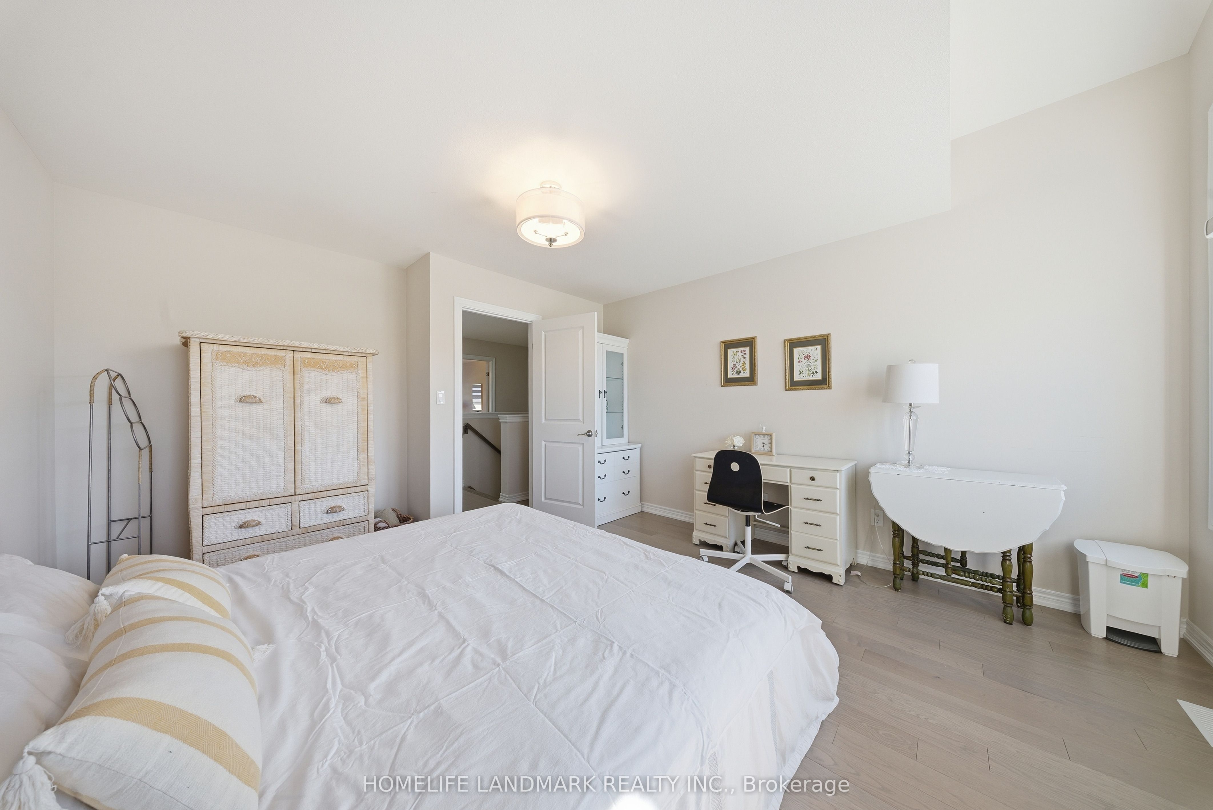 49 Monarch Street Property Photo 19