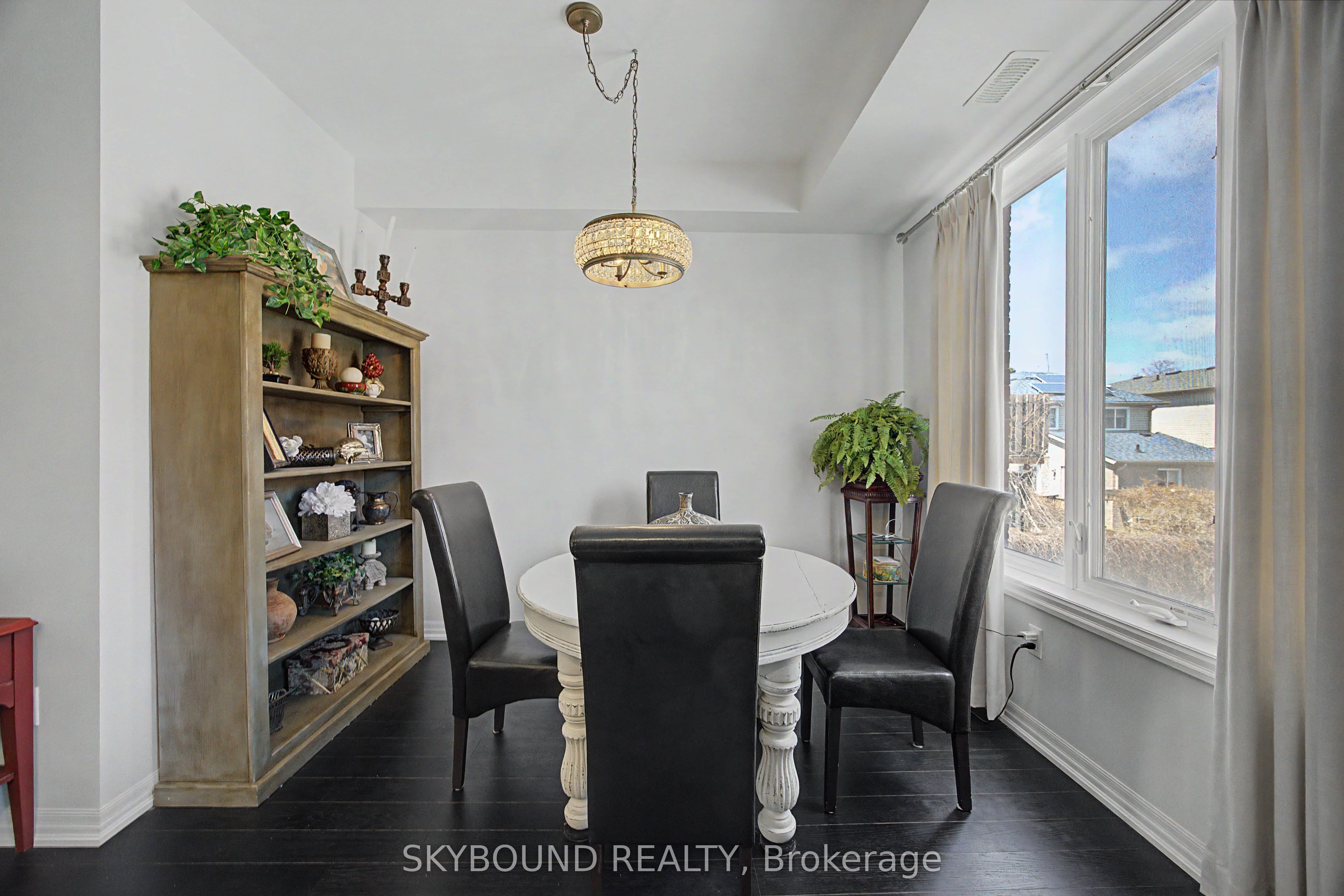 290 Barton Street W 3 Property Photo 8